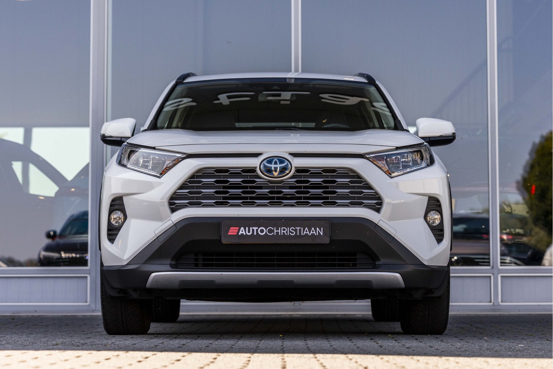 Toyota RAV4 2.5 Hybrid Dynamic | Trekhaak | Camera | ACC, 12 maanden, Stof, Gebruikt, 4 cilinders