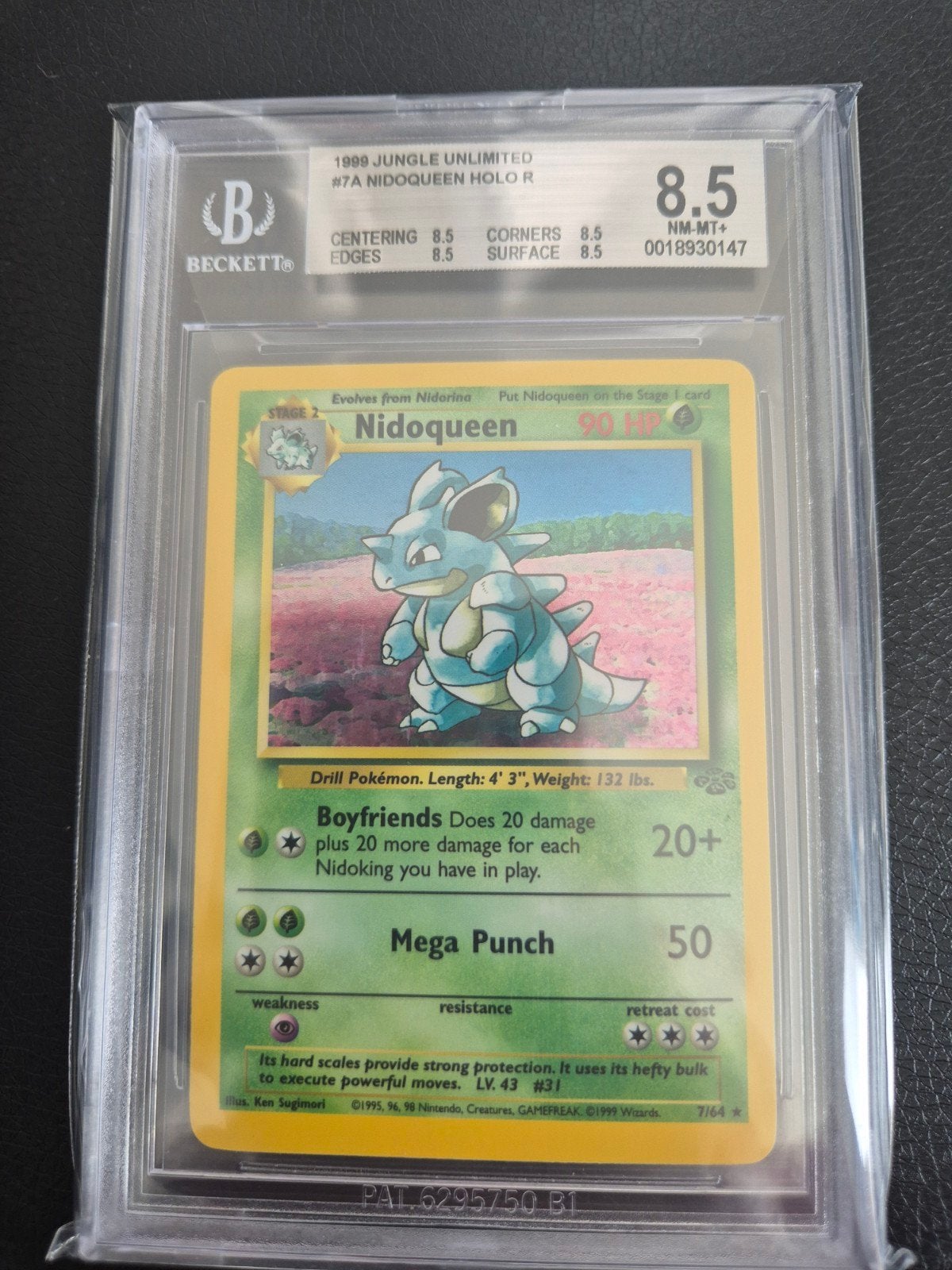Nidoqueen Jungle (7/64) BGS 8,5, Ophalen of Verzenden, Zo goed als nieuw, Losse kaart, Foil