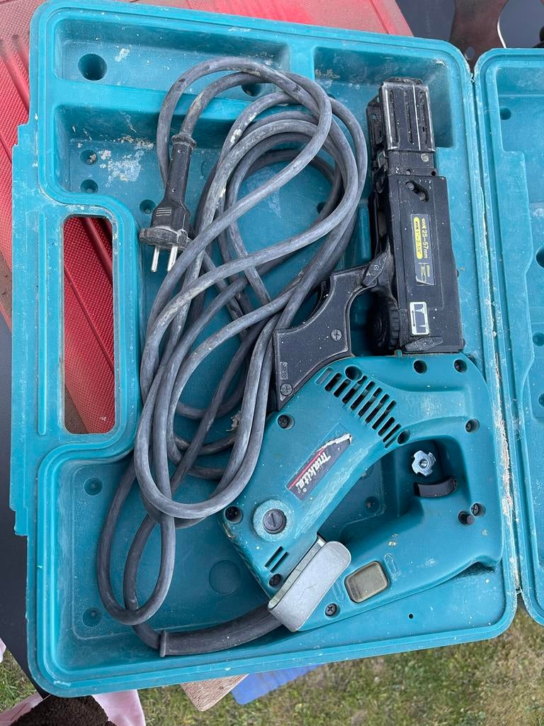 Makita Gipsplaatschroefmachine, Gebruikt, Variabele snelheid, Ophalen of Verzenden, Boor- en Schroefmachine
