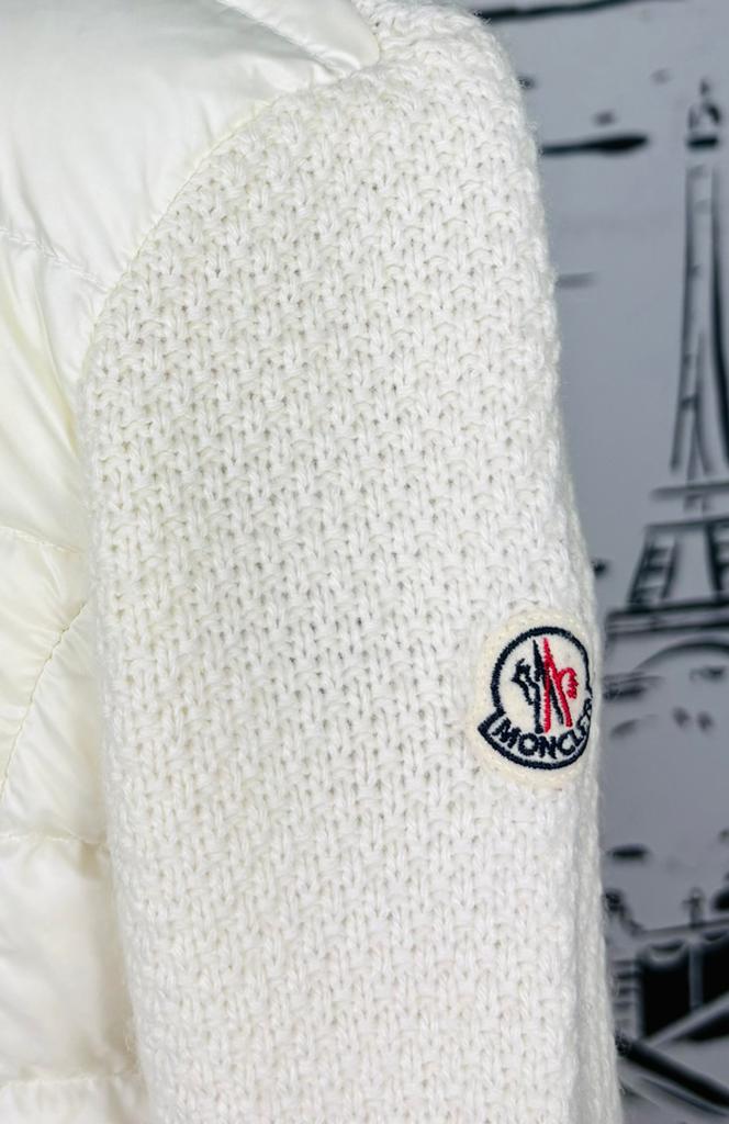 Moncler meisjes vest jack jas dons wol maat 8, Kinderen en Baby's, Kinderkleding | Maat 128, Moncler EU, Zo goed als nieuw, Moncler