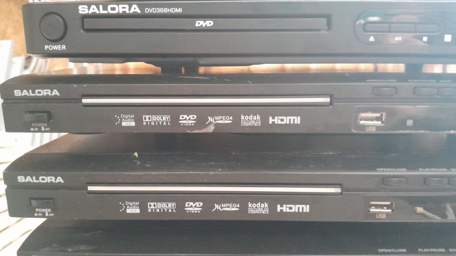 Dvd spelers merk Salora, Ophalen of Verzenden, Gebruikt