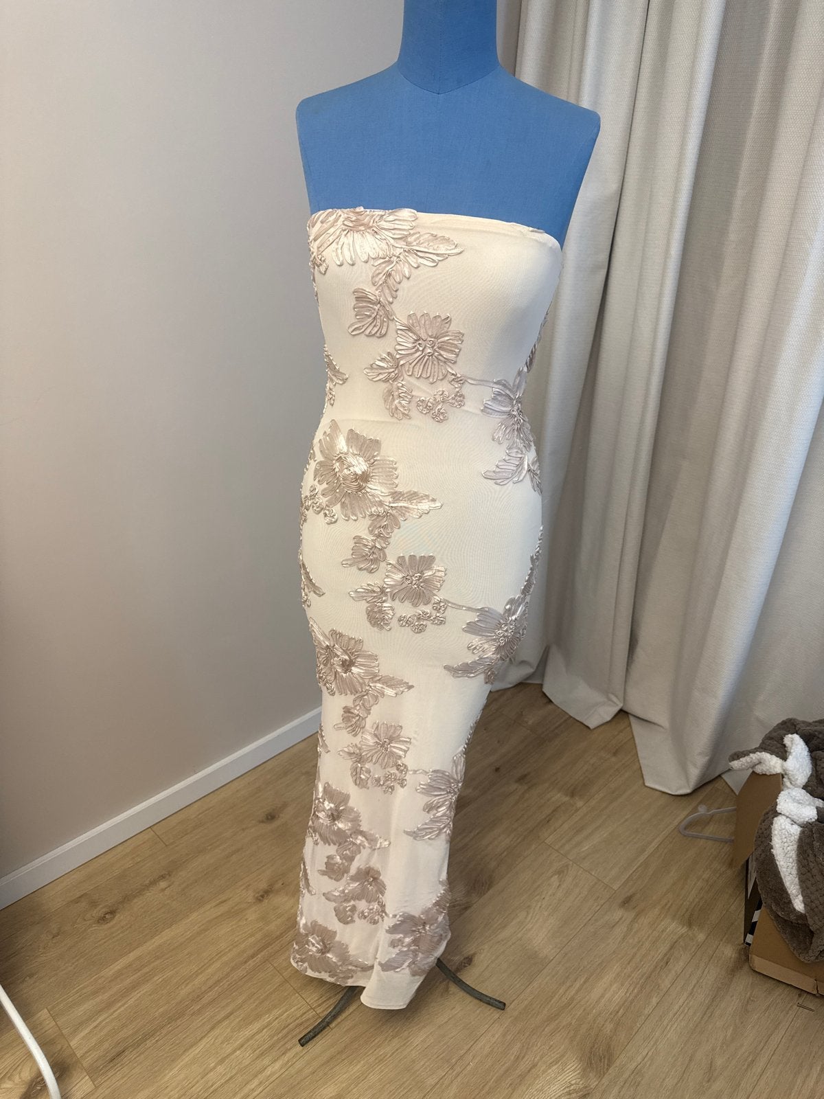Elegante Galajurk met Kant en Bolero - Maat S, Kleding | Dames, Ophalen, Galajurk, Beige, Zo goed als nieuw