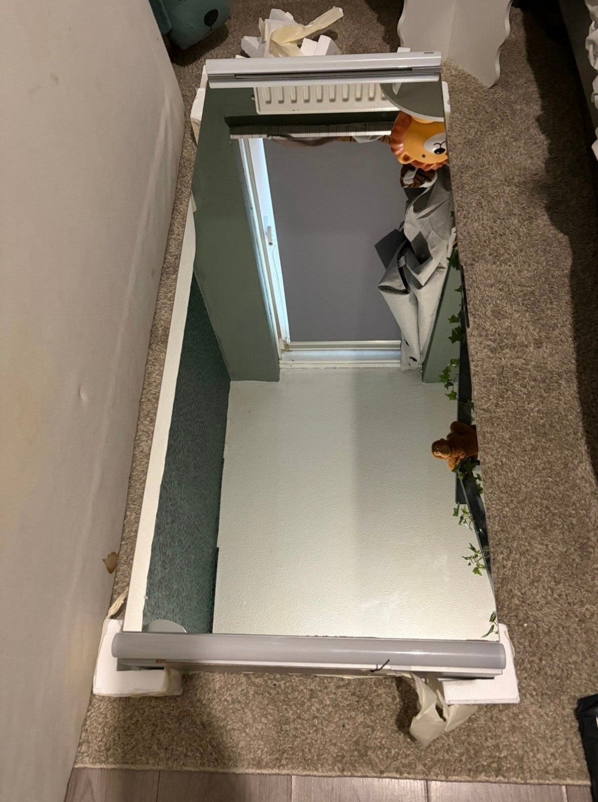 Badkamer Spiegelkast met 4 Glazen Schappen en Stopcontact, Ophalen, 100 tot 150 cm, 50 tot 100 cm, Minder dan 25 cm