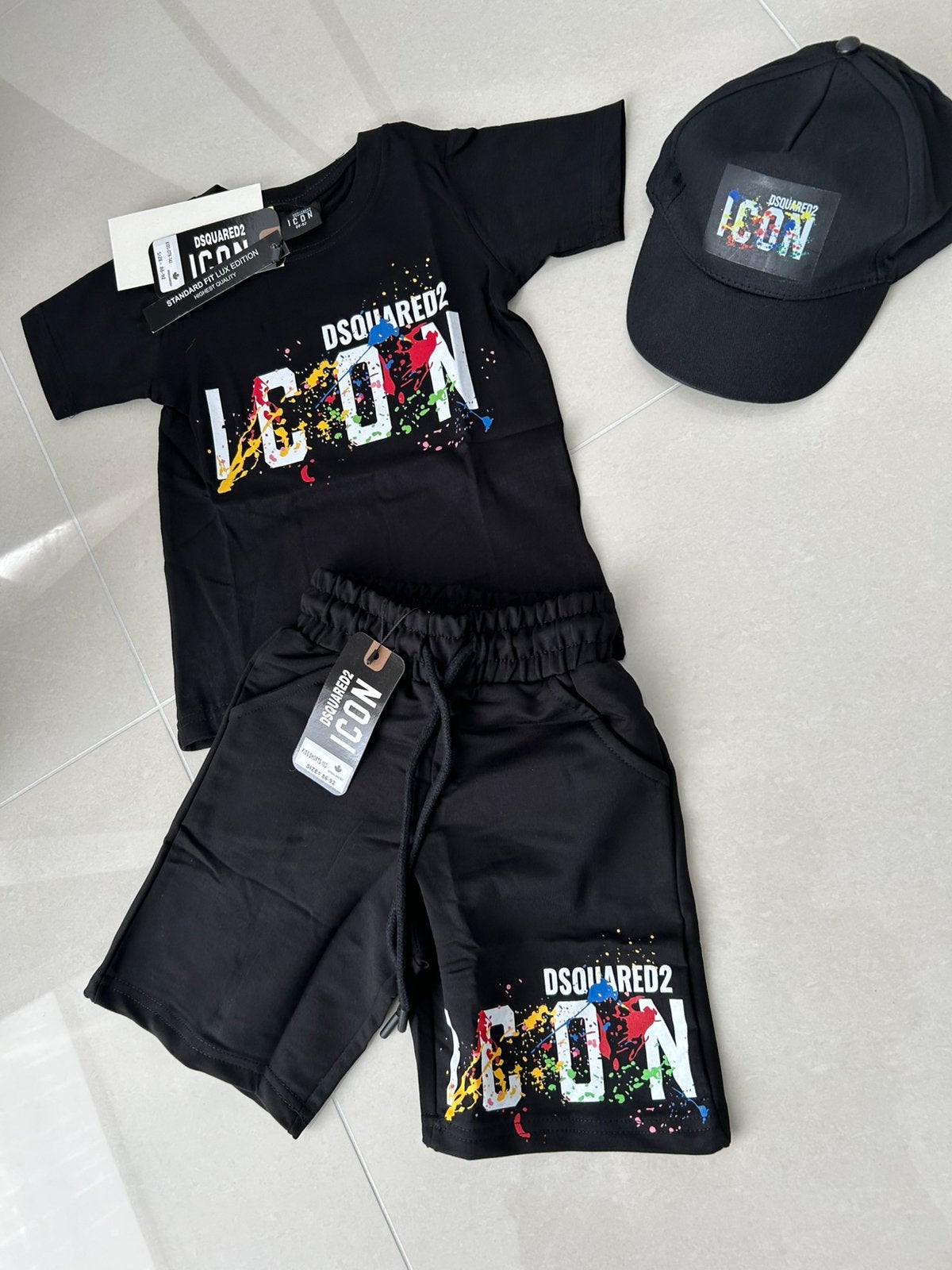 Leuk zomer shirt en broek  icon dsquared setje, Ophalen, Zo goed als nieuw, Meisje