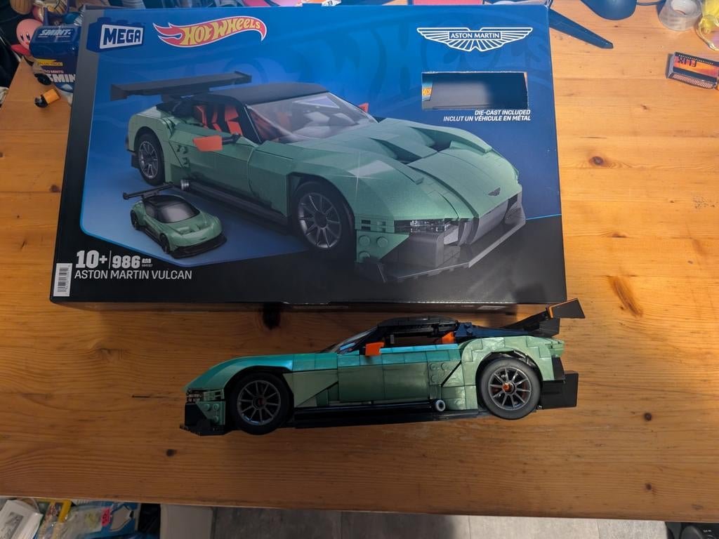 Mega Aston Martin Vulcan compleet met boek en doos, Ophalen of Verzenden, Zo goed als nieuw, Overige merken