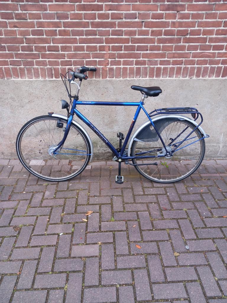 Degelijke Union stadsfiets - Blauw 3 versnellingen 28 inch., Fietsen en Brommers, Gebruikt, Versnellingen, 56 cm of meer, Ophalen