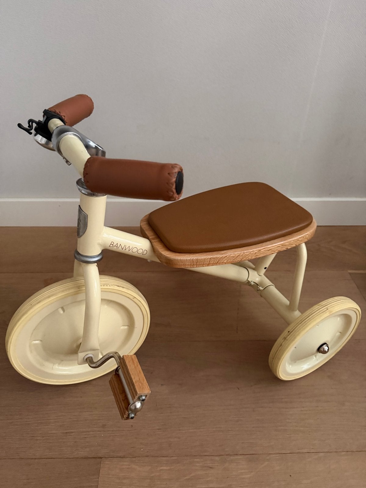 Banwood trike vintage cream, Fietsen en Brommers, Fietsen | Driewielers, Ophalen, Gebruikt, Duwstang