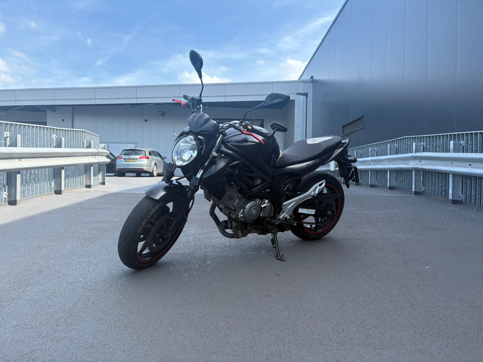 Suzuki Gladius SFV650 2010 | IXIL UITLAAT | MT, Motoren, Motoren | Suzuki, 2 cilinders, Sportuitlaat, Particulier, Meer dan 35 kW
