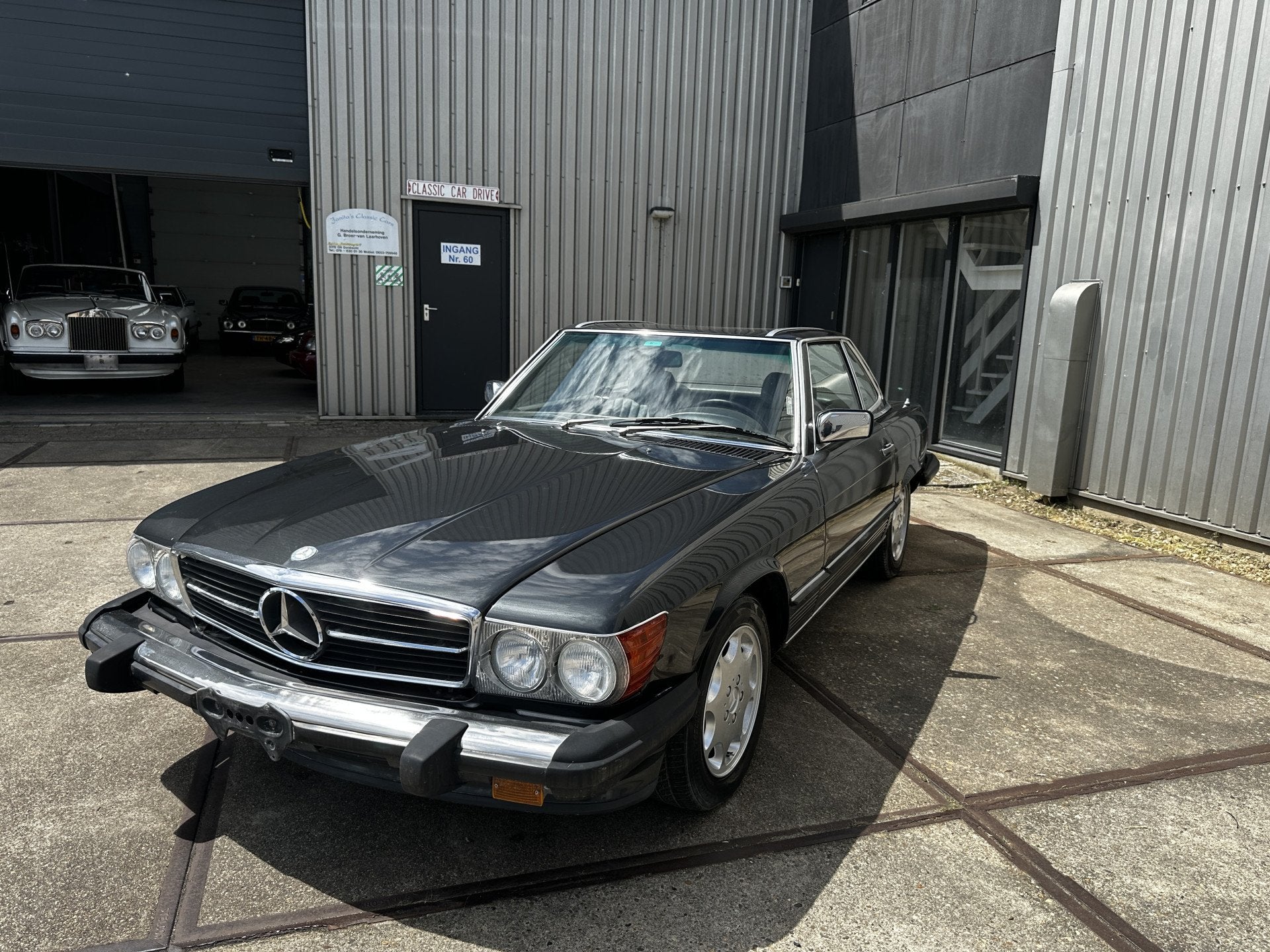 Mercedes-Benz SL-Klasse 560 SL (bj 1988, automaat), Auto's, Oldtimers, Automaat, Achterwielaandrijving, 5599 cc, Bedrijf