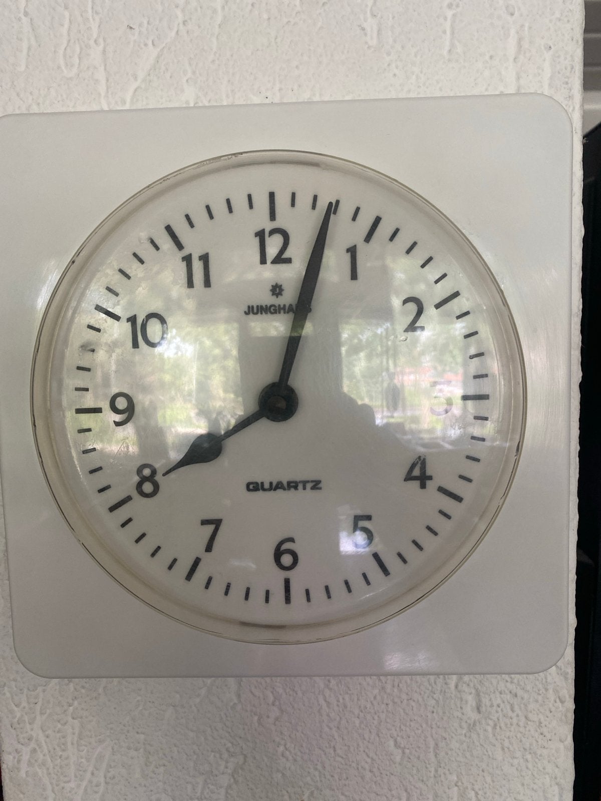 Junghans Quartz Wandklok - Vintage Design, Ophalen of Verzenden, Huis en Inrichting