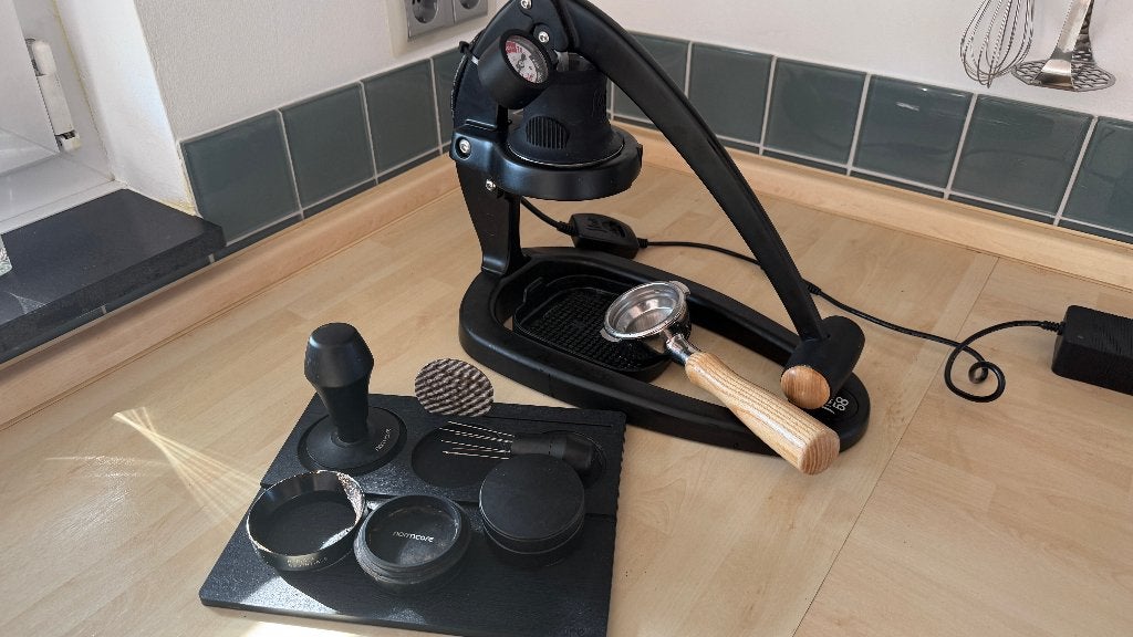 Flair 58 (met elektronische voorverhitter) + prepstation, Witgoed en Apparatuur, Koffiezetapparaten, Ophalen of Verzenden, Gebruikt