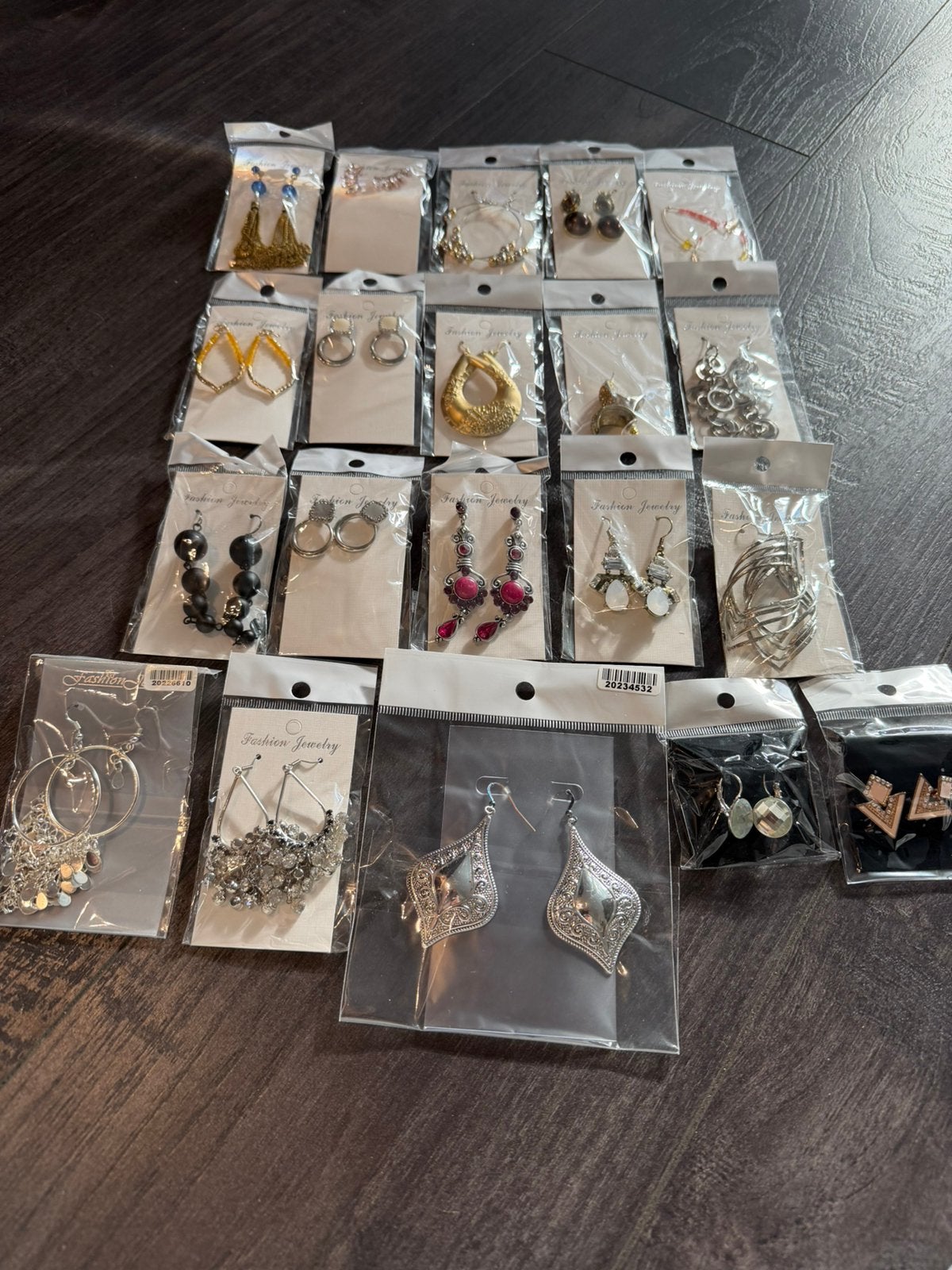 Partij 20 paar mooie oorbellen partij 1, Verzenden, Nieuw, Overige kleuren, Overige materialen