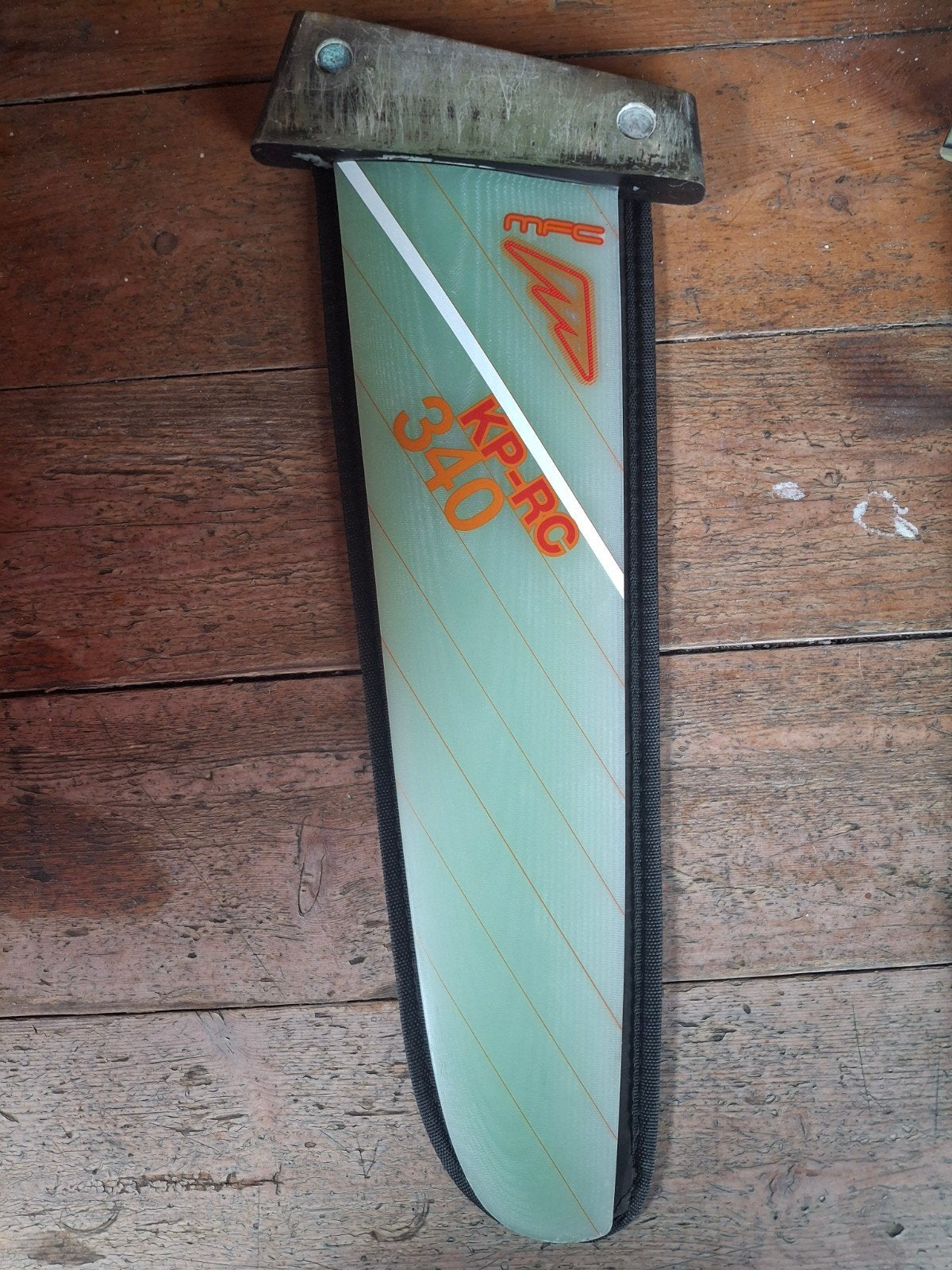 mfc KP-RC slalom vin 34cm TB/ windgear vinnen, Watersport en Boten, Overige merken, Gebruikt, Vin, Ophalen of Verzenden