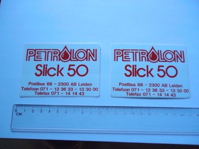 sticker oud SLICK 50 race oil Petrolon Leiden Slick50 retro, Verzenden, Zo goed als nieuw, Bedrijf of Vereniging
