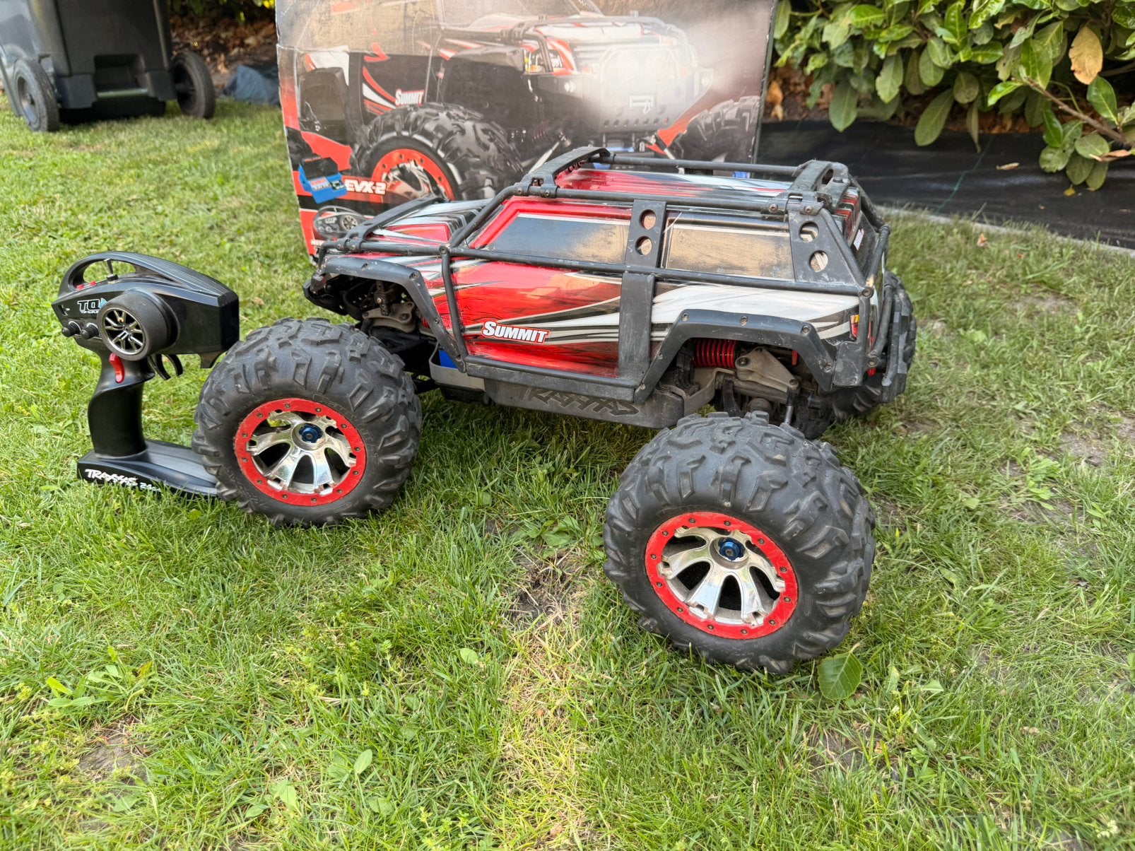 Grote Traxxas Summit 1:8 4x4 Crawler offroad E-revo, Hobby en Vrije tijd, Modelbouw | Radiografisch | Auto's, Ophalen, Zo goed als nieuw
