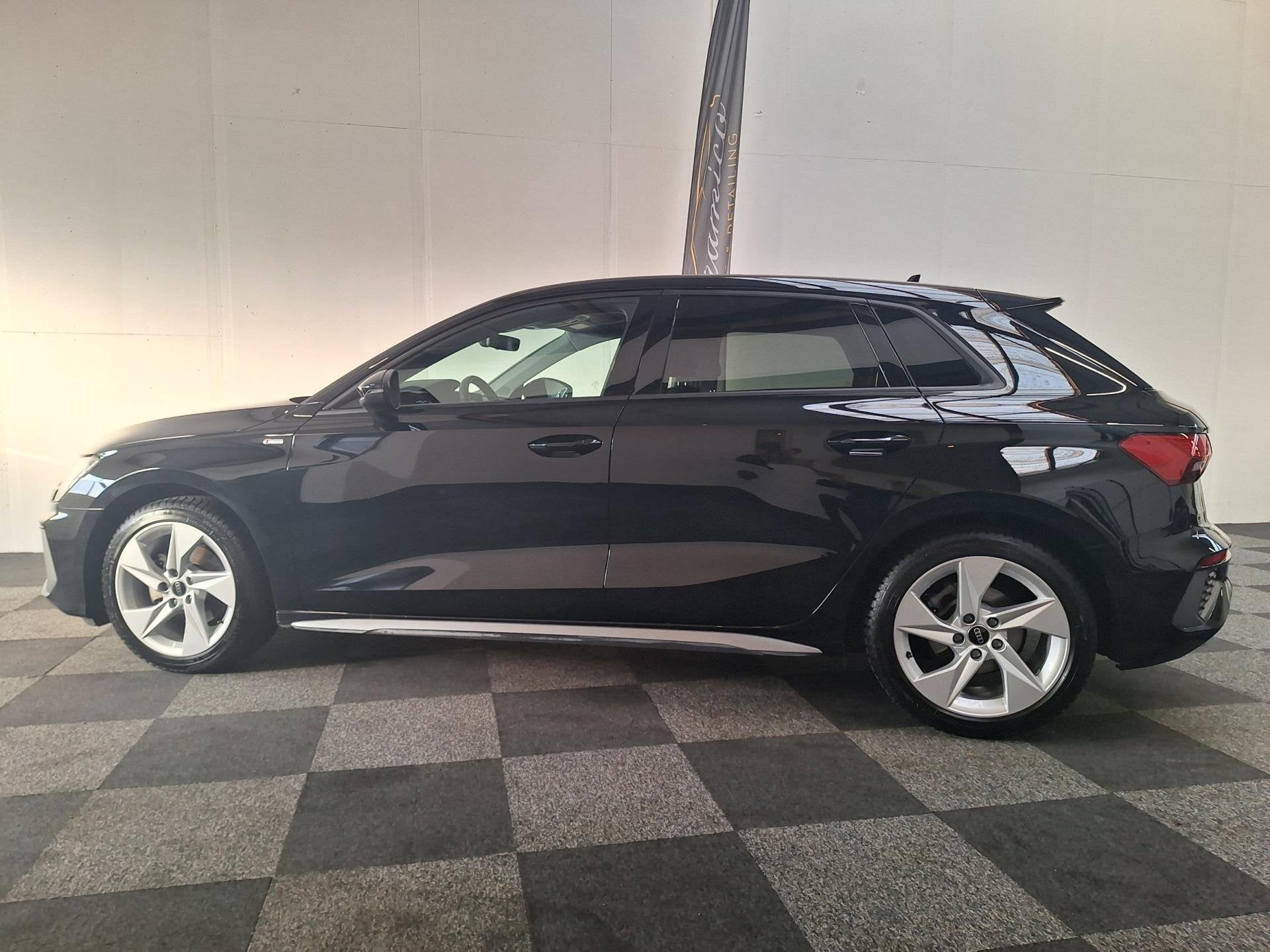 Foto 2 van Audi A3 SPORTBACK 2024. 30 TFSI S-LINE. 1e EIG. 26.000 km.