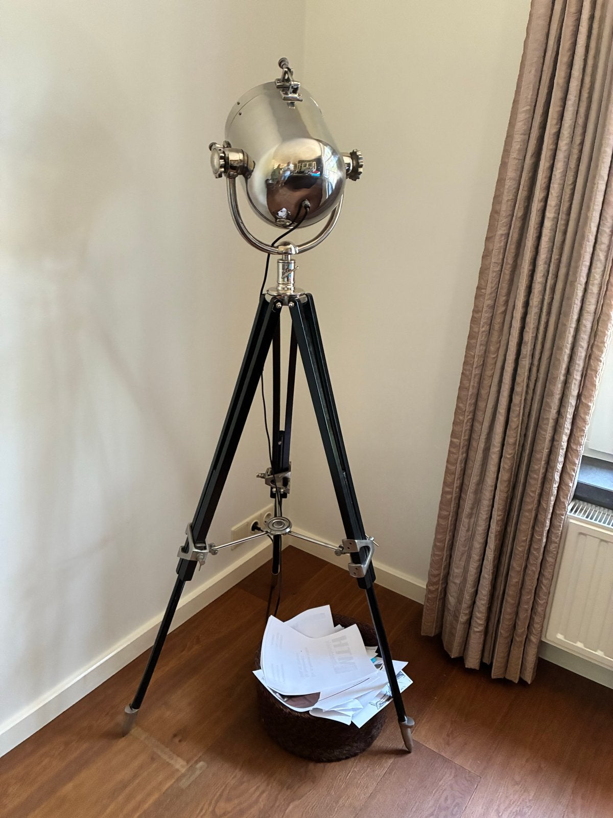 Stijlvolle Studio Lamp / Schemerlamp op Statief, Ophalen, Gebruikt, 100 tot 150 cm, E27 (groot)