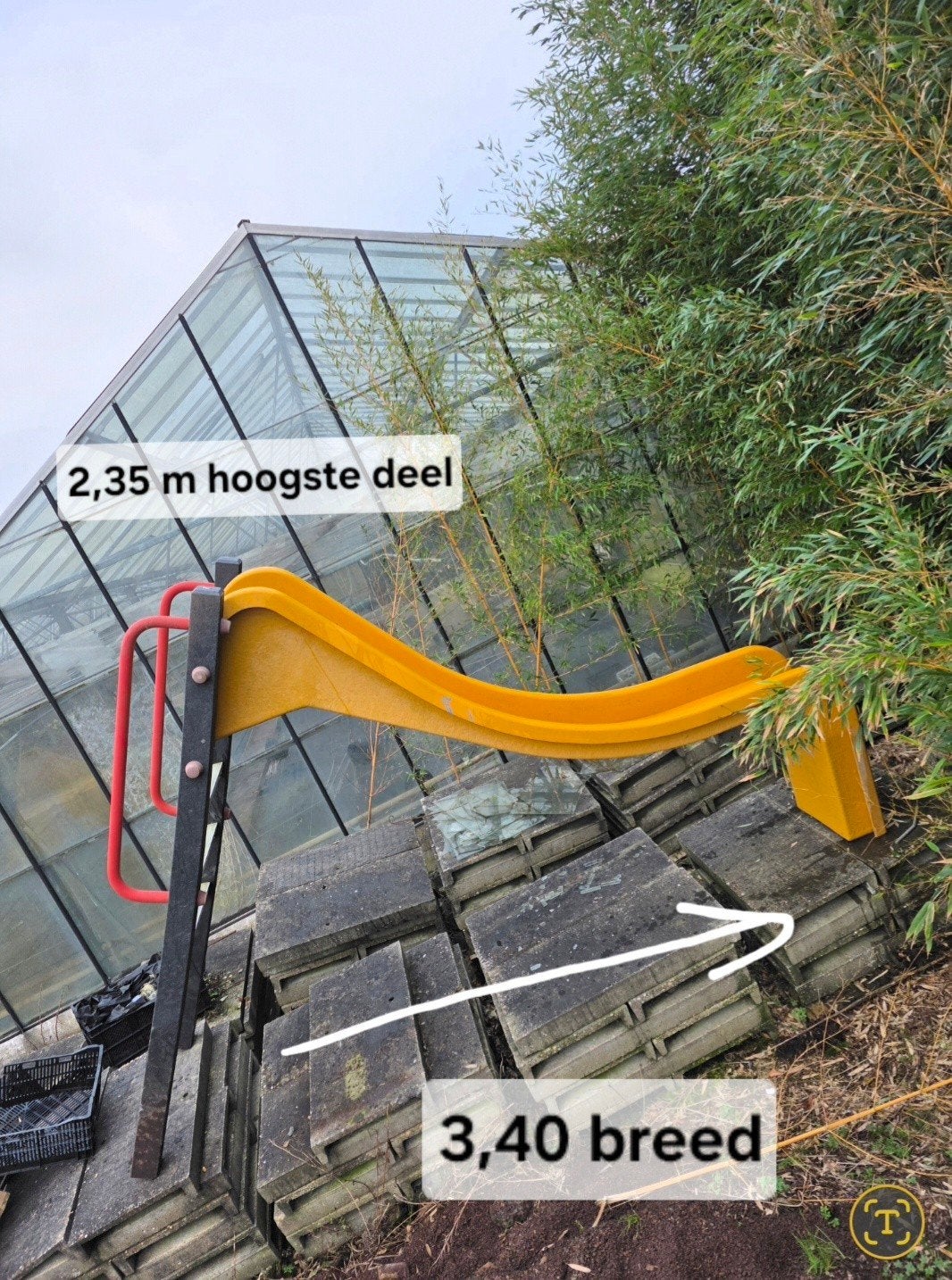 Grote gele glijbaan met trap - 2.35m hoog, Ophalen, Gebruikt, Glijbaan