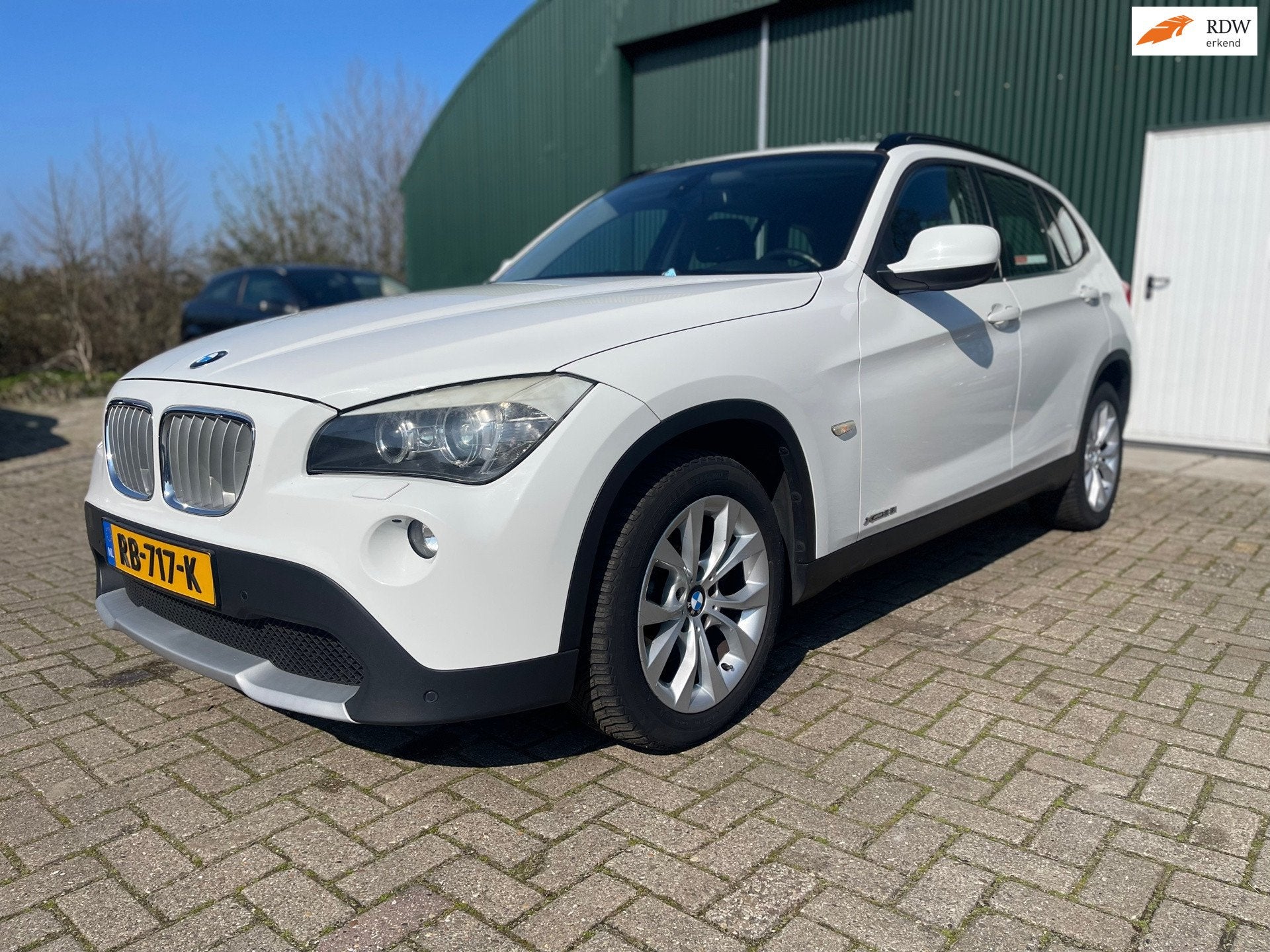 BMW X1 XDrive28i Executive /Navi/Camera/Trekhaak/NAP!, Auto's, Euro 5, Gebruikt, 4 cilinders, 2000 kg