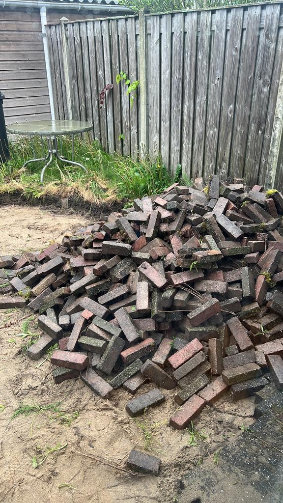 GRATIS! Klinkers, Tuin en Terras, Tegels en Klinkers, Ophalen, Gebruikt, Beton, Klinkers