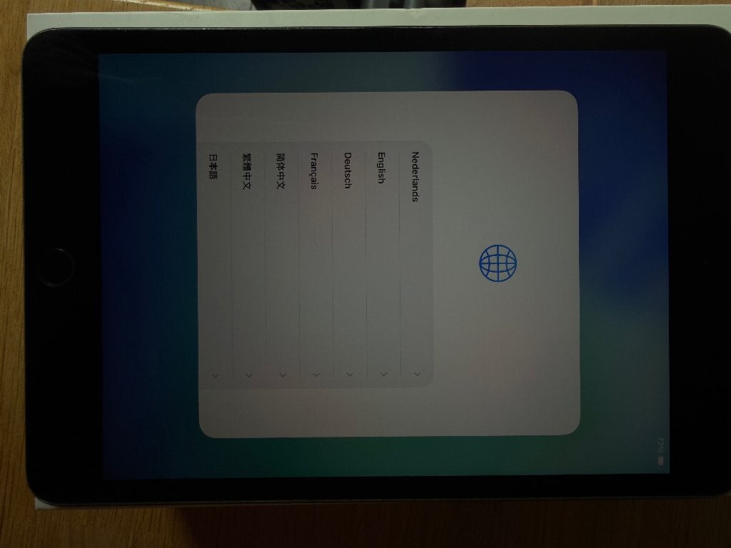 Foto 11 van Apple iPad mini 5 – 64GB – Space Grey – Met doos en lader