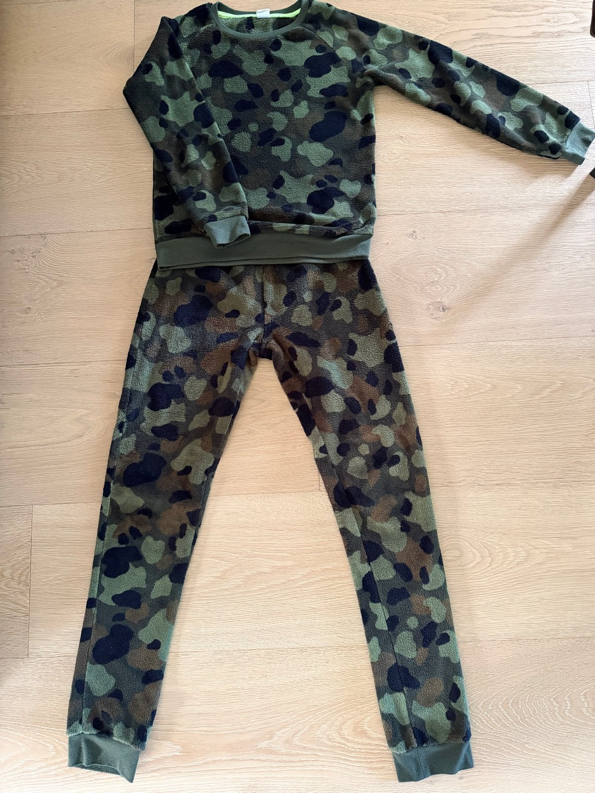 fleece set huispak maat 158/164, Ophalen of Verzenden, Zo goed als nieuw, Jongen of Meisje