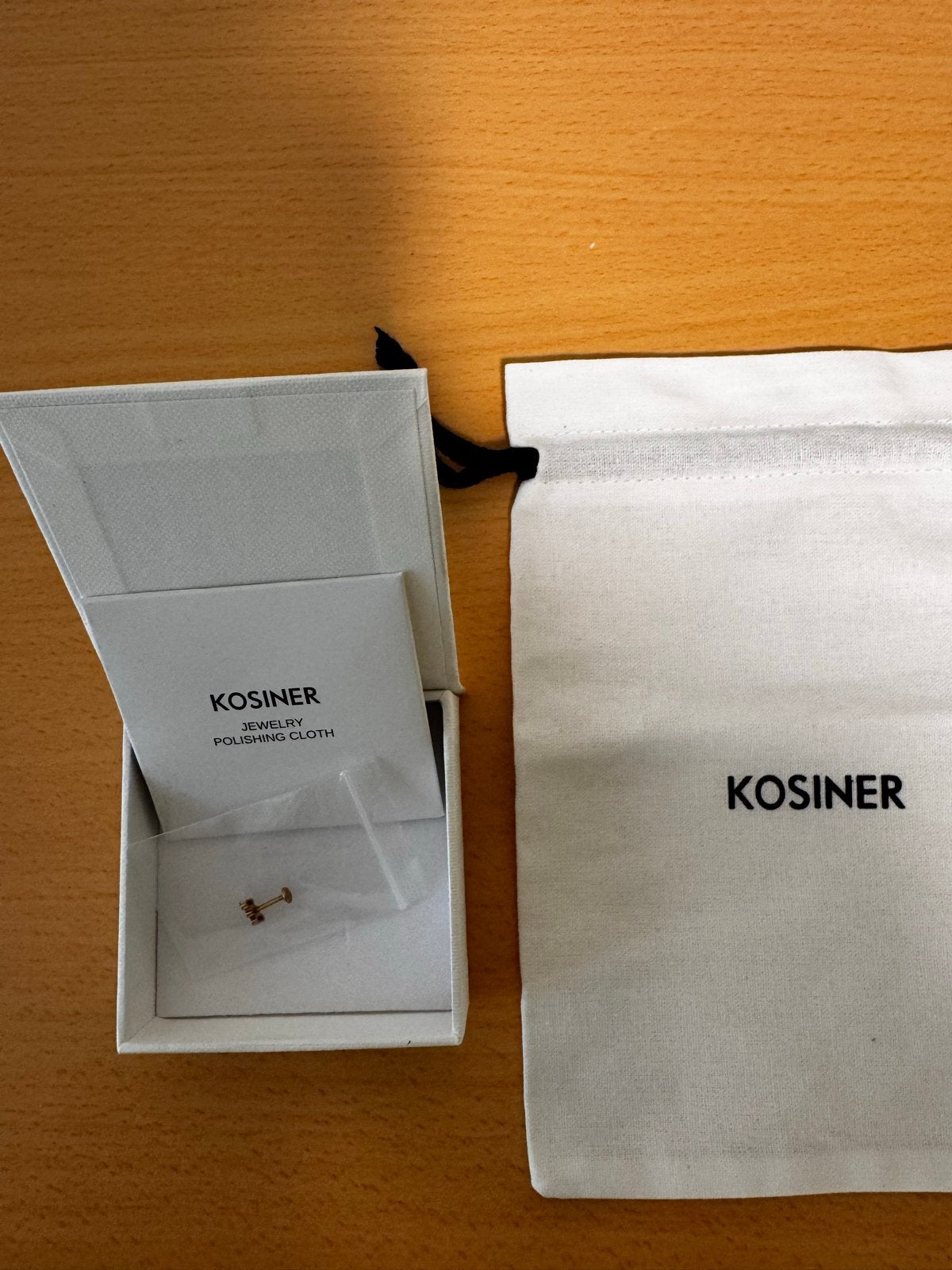 Kosiner Titanium Oorbel met Kristallen - Nieuw in Doosje, Met kristal, Overige materialen, Nieuw, Ophalen of Verzenden