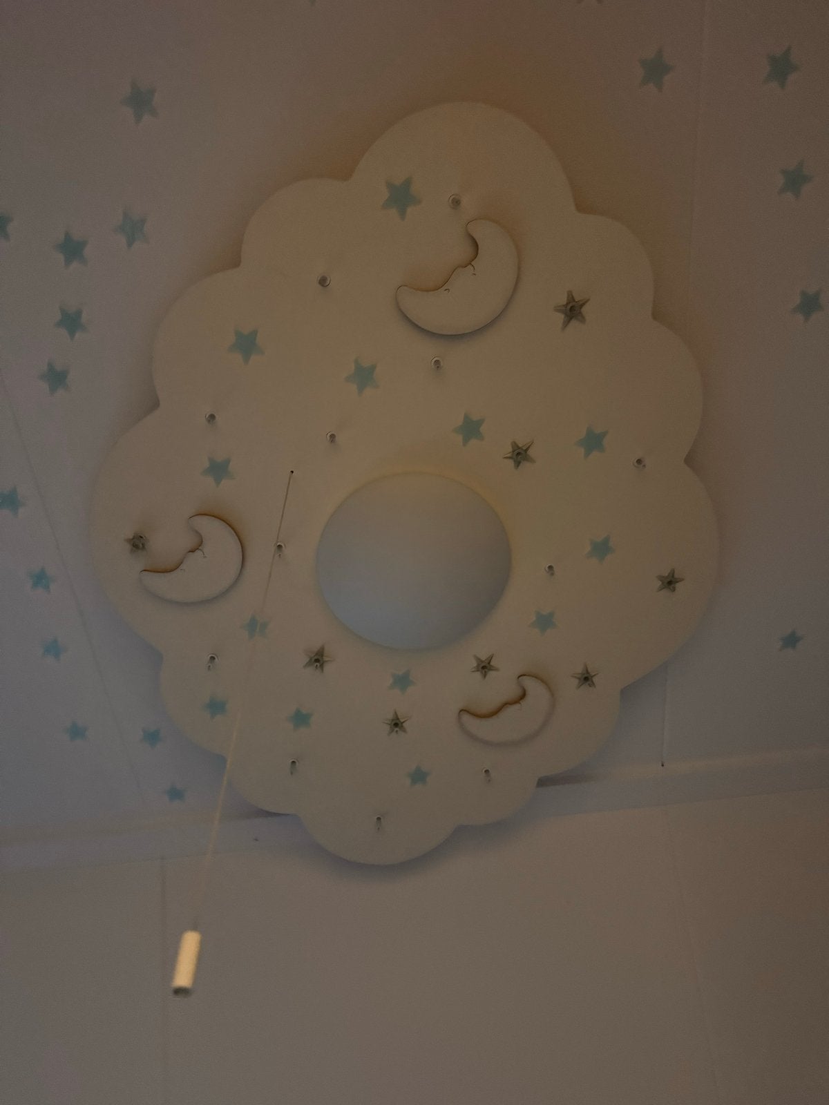 Nachtlampje wolk met sterren en manen voor kinderkamer, Wit, Overige fittingen, Ophalen of Verzenden, Zo goed als nieuw