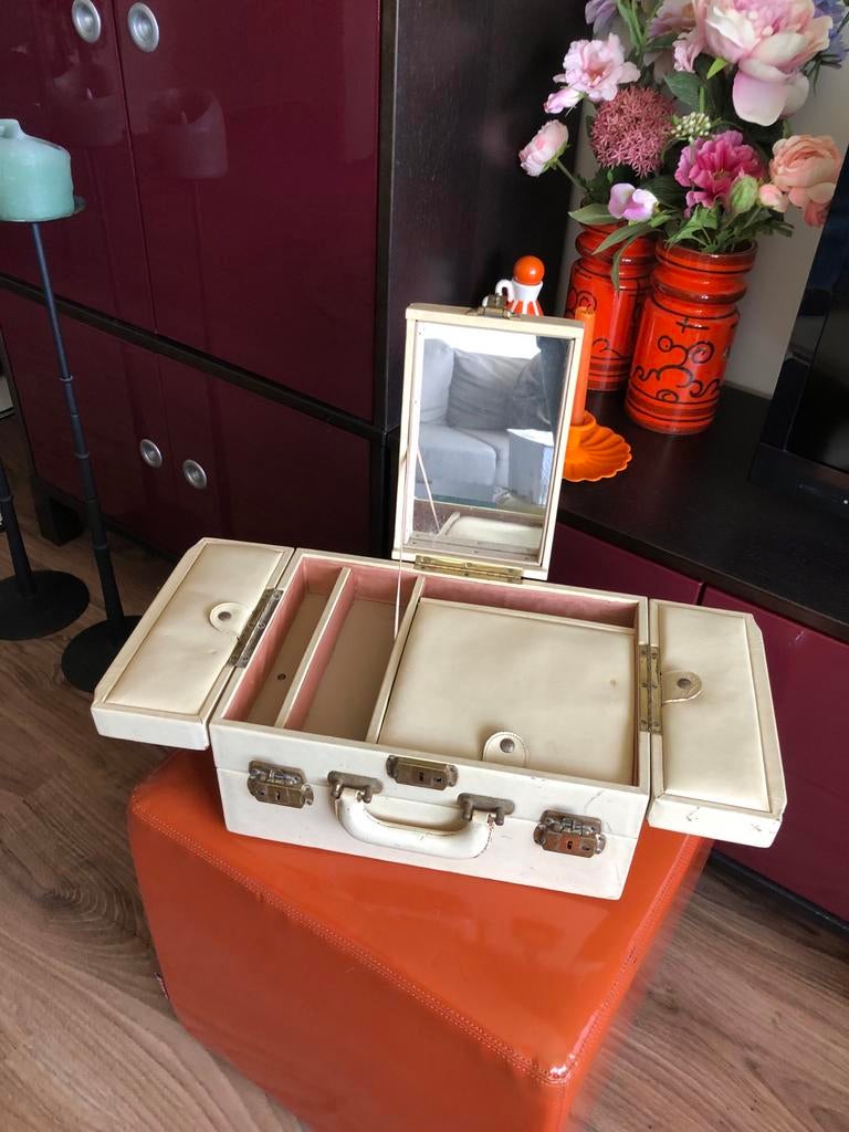 Vintage Make-up Koffer met Spiegel - Crème Wit, Gebruikt, Wit, Ophalen of Verzenden, Met spiegeltje(s)