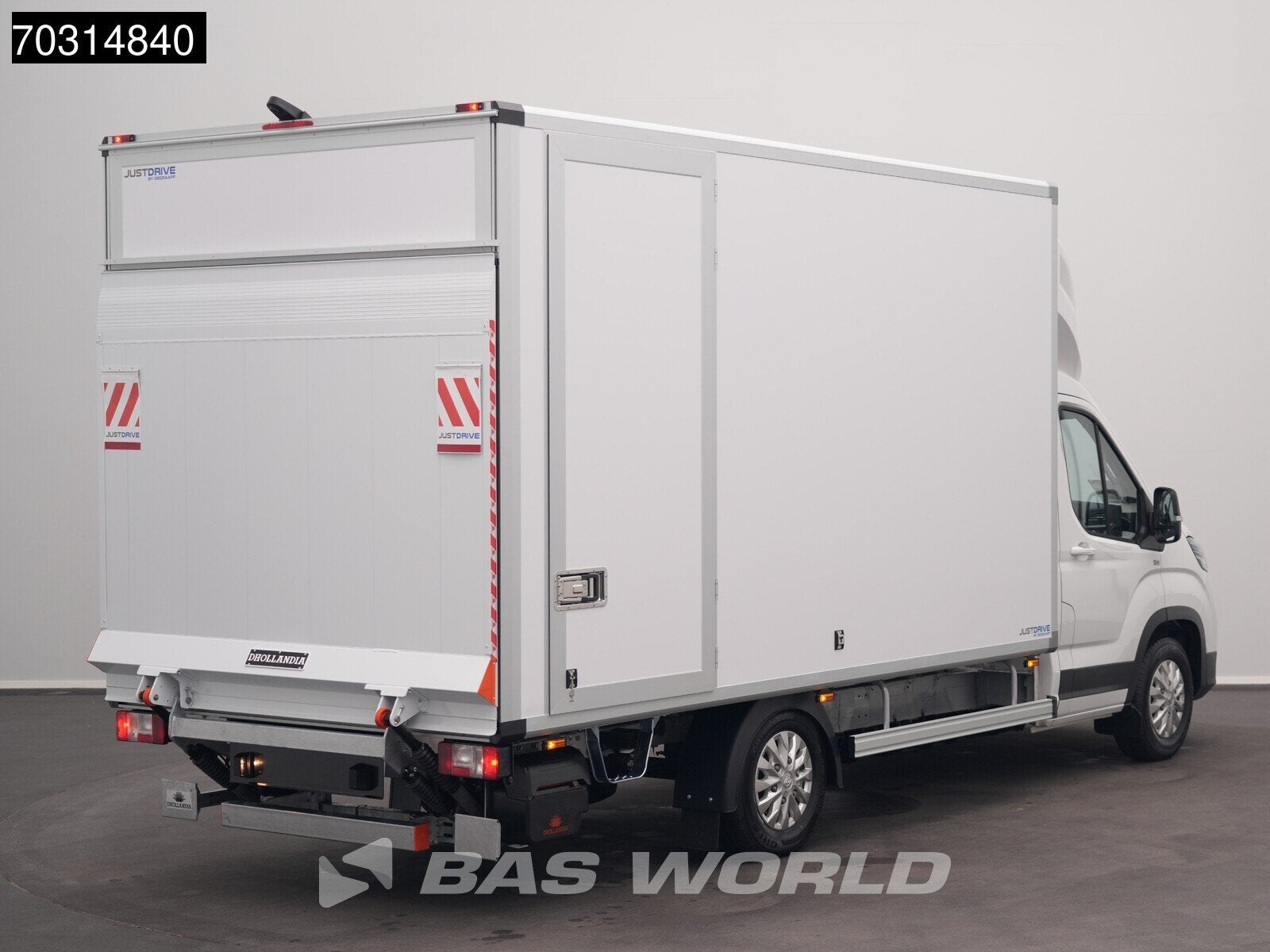 Maxus eDeliver 9 100% Elektrisch 65kWh Dhollandia Laadklep B, Auto's, Automaat, Stof, 750 kg, Maxus