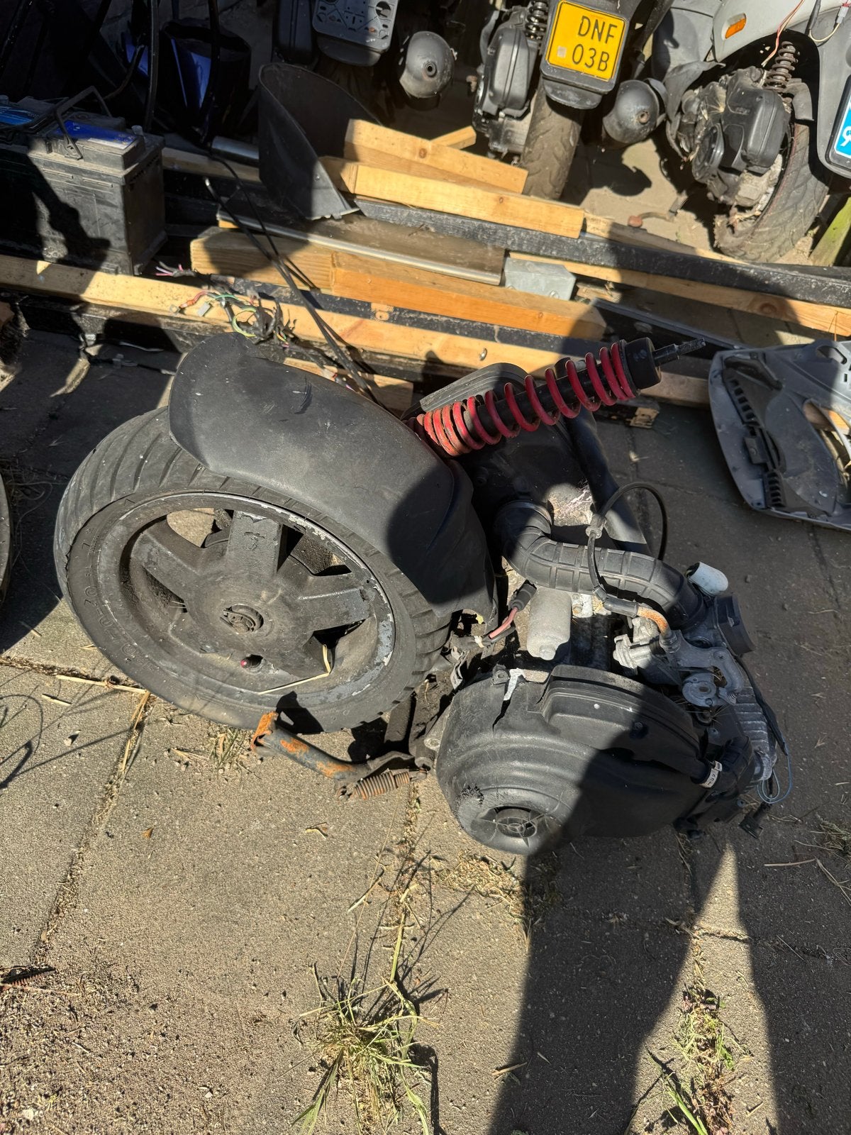 Piaggio Zip 2000 blok met achterwiel en schokbreker, Ophalen, Gebruikt, Blok, Piaggio