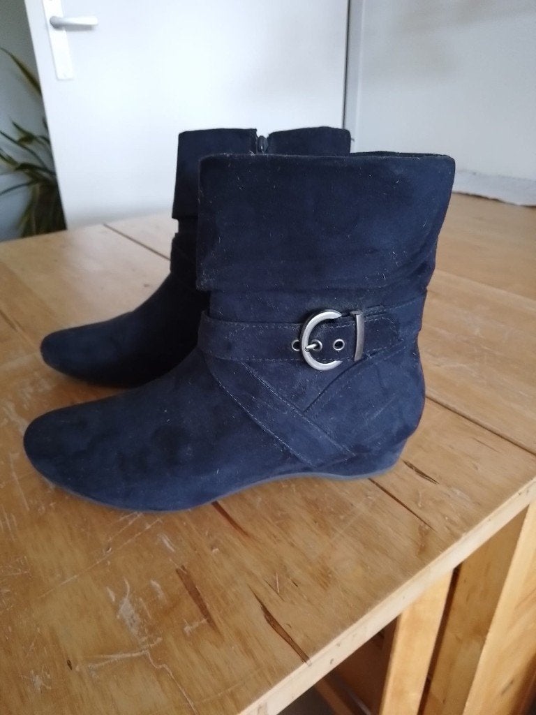 Blauwe enkellaarsjes mt 39-40, Blauw, Lage of Enkellaarzen, Ophalen of Verzenden, Zo goed als nieuw