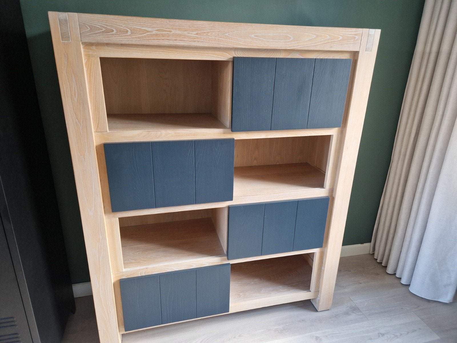 zware houten kast te koop, Huis en Inrichting, Ophalen, 100 tot 150 cm, Teakhout, 150 tot 200 cm