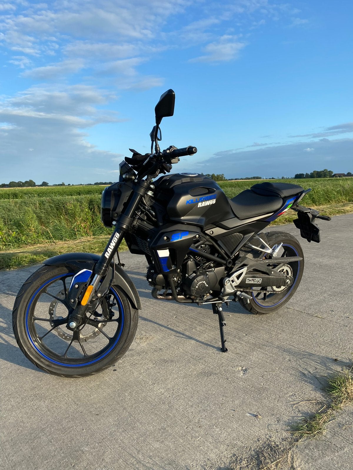 Killerbee F99 2025 1900km, Maximaal 45 km/u, Ophalen, Overige merken, 4 versnellingen