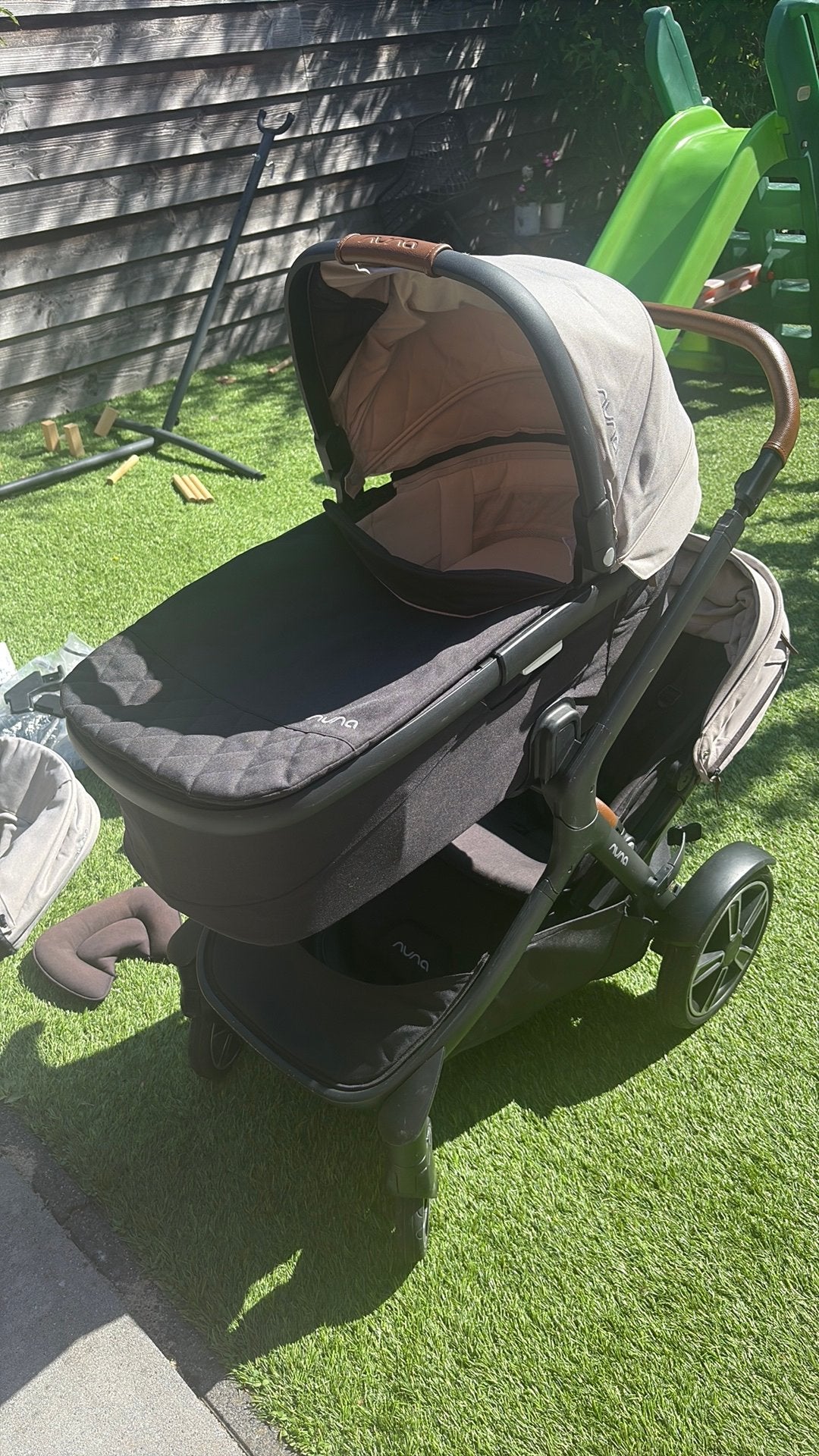 Nuna Demi Grow kinderwagen (beige/zwart), Ophalen, Zo goed als nieuw, Overige merken