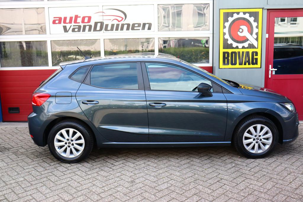 SEAT Ibiza 1.0 EcoTSI Style Business Connect O.a: PDC, Clima, Voorwielaandrijving, Stof, Met garantie (alle), 1054 kg