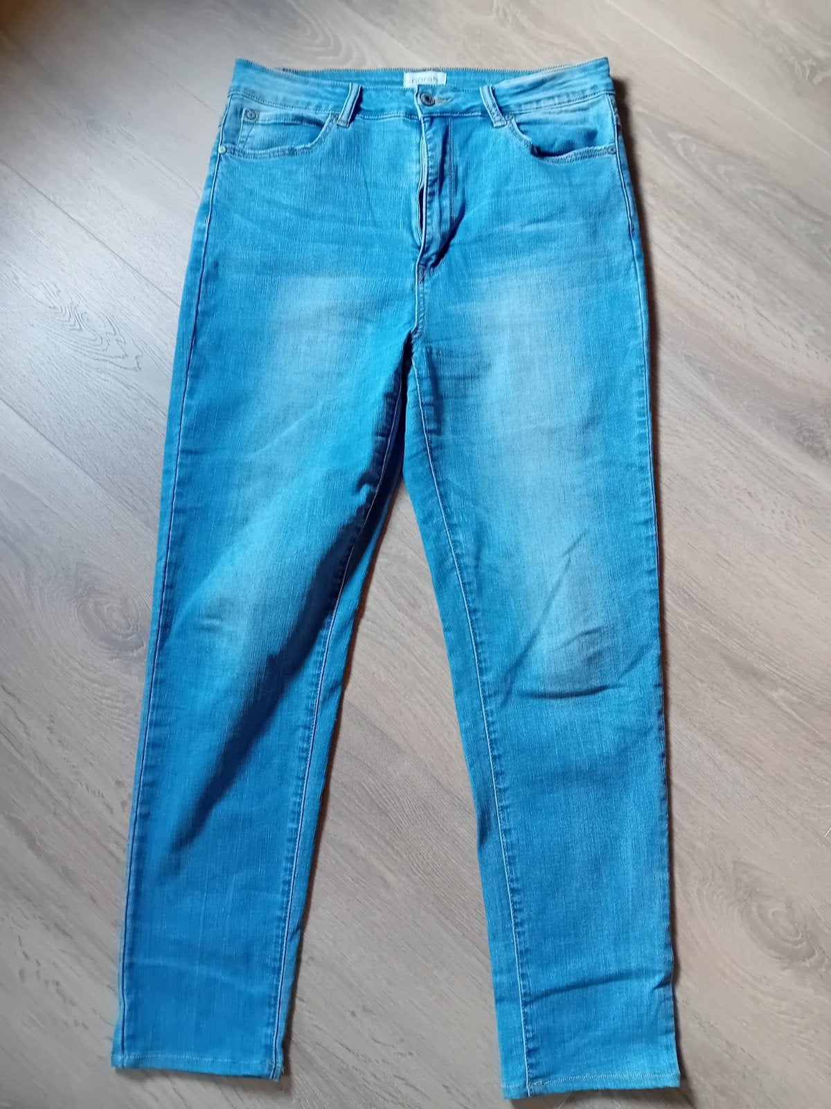 Lichte spijkerbroek Norah42, Blauw, Ophalen of Verzenden, Norah, W33 - W36 (confectie 42/44)