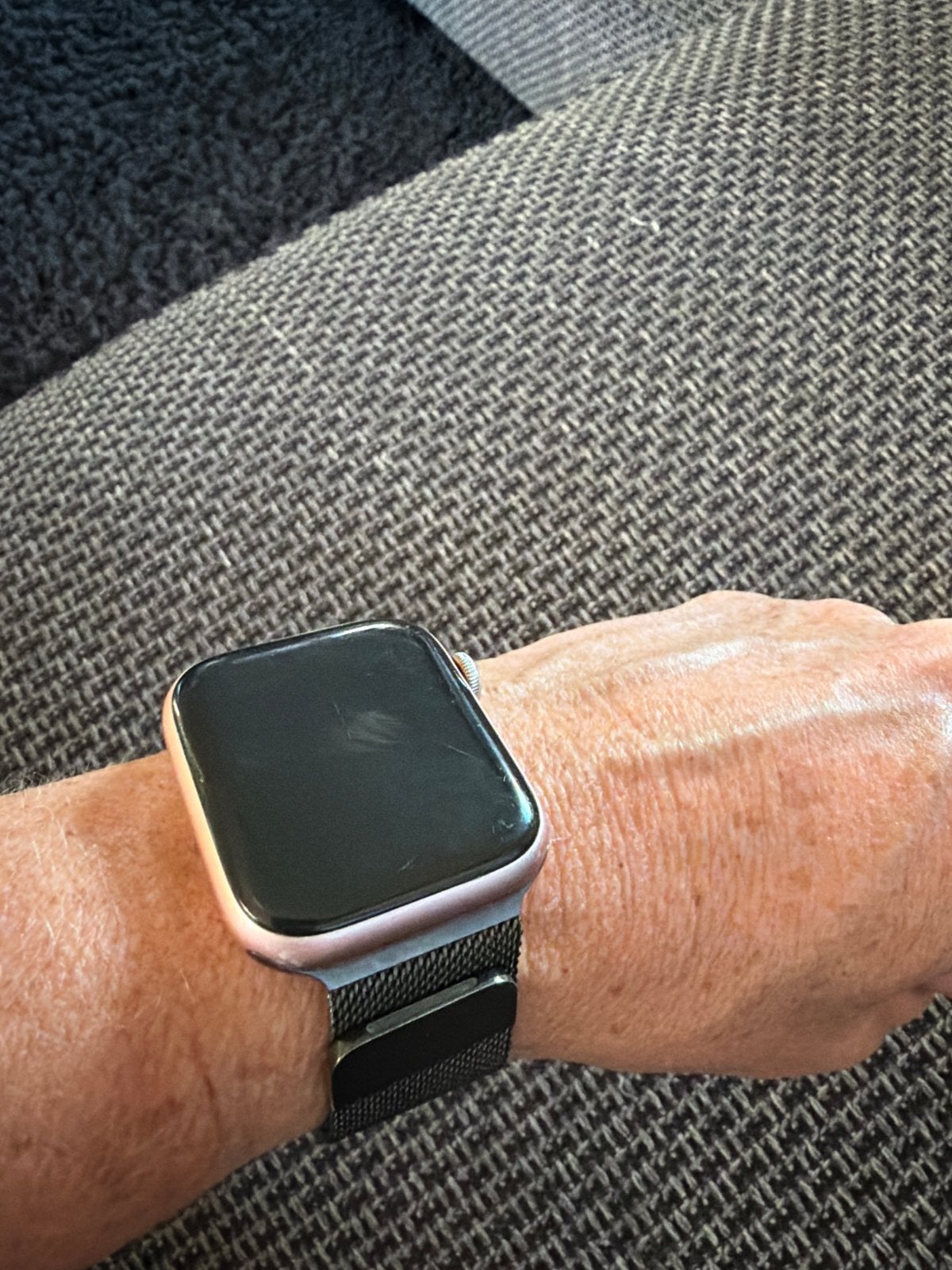 Apple Watch SE (1e generatie) - gebruikt, Gebruikt, Afstand, IOS, Ophalen of Verzenden
