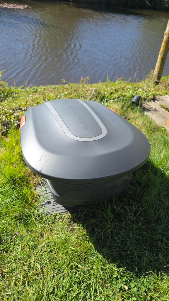 Gardena robotmaaier - batterij minder sterk, Tuin en Terras, Robotmaaiers, Ophalen of Verzenden, Gebruikt, Gardena