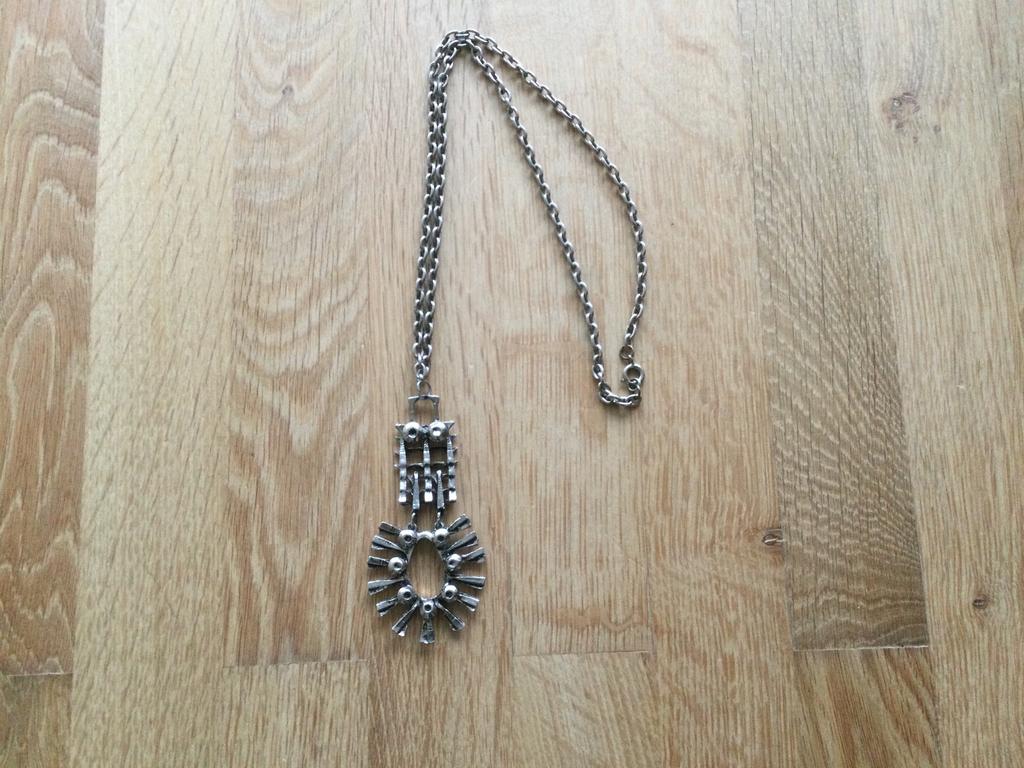 Hanger+ketting Finland, mogelijk P. Sarpaneva zie de foto’s, Ophalen of Verzenden, Zo goed als nieuw, Zilver, Overige materialen