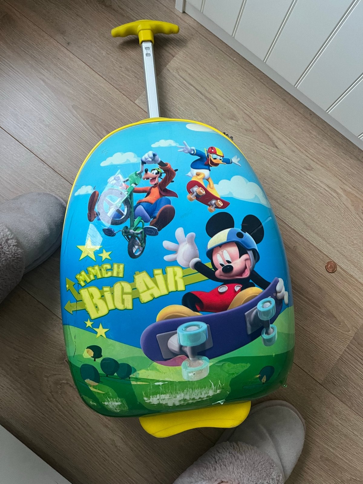 Leuke Mickey Mouse Disney Kinder Trolley, Sieraden, Tassen en Uiterlijk, Ophalen, Gebruikt, Hard kunststof, Minder dan 50 cm