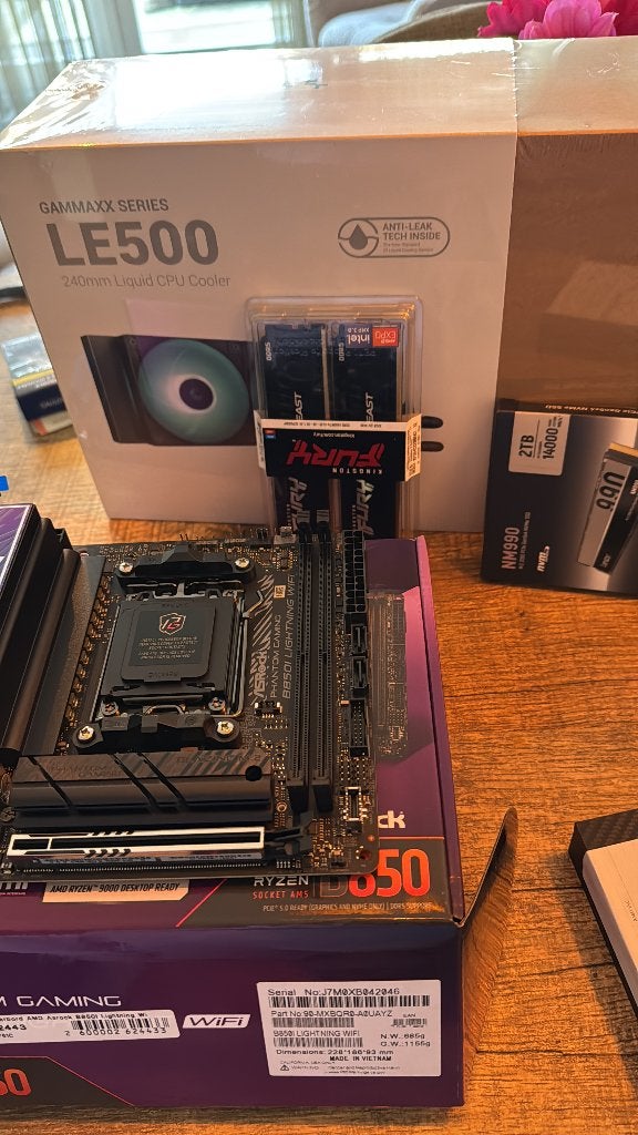 Game pc ryzen 7 9800x3d amd 9070xt, Ophalen, 32 GB, Zelf gebouwde pc, Zo goed als nieuw