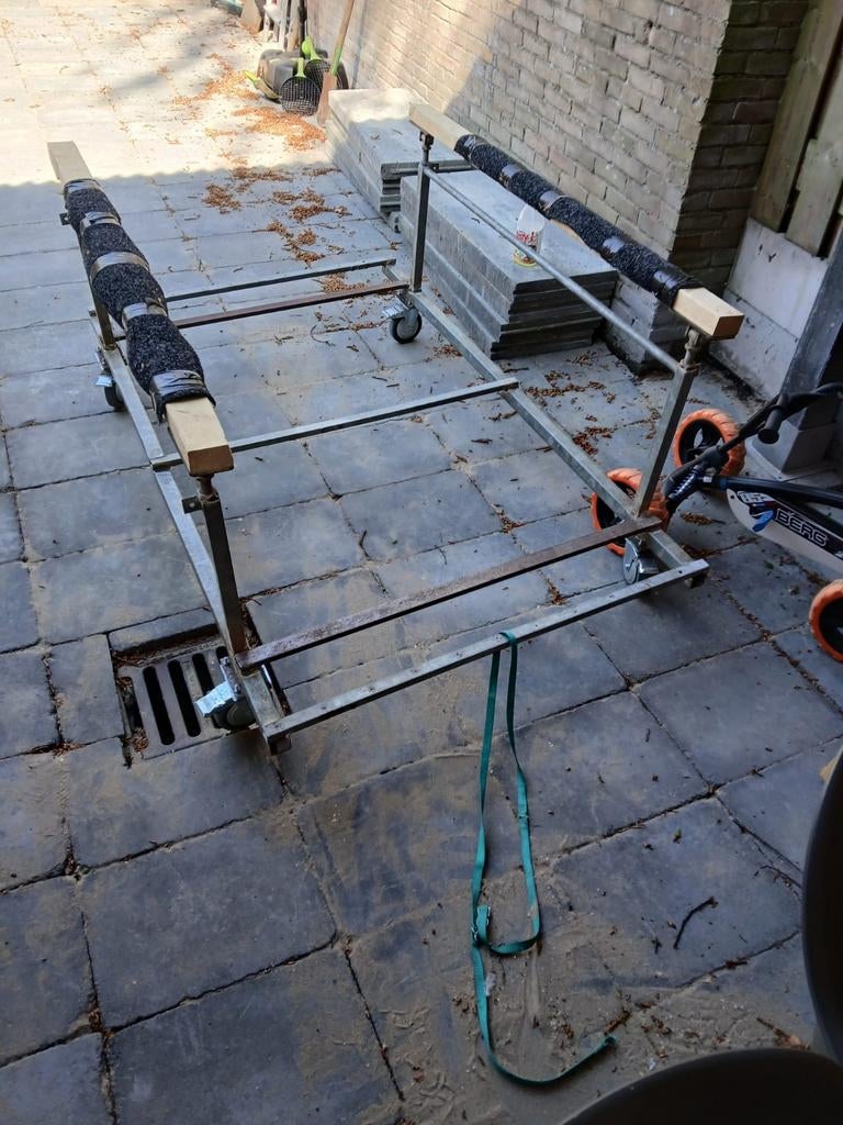 Bok voor kleine boot of kano op wielen, Watersport en Boten, Ophalen, Gebruikt, Overige typen, Zeilboot of Motorboot