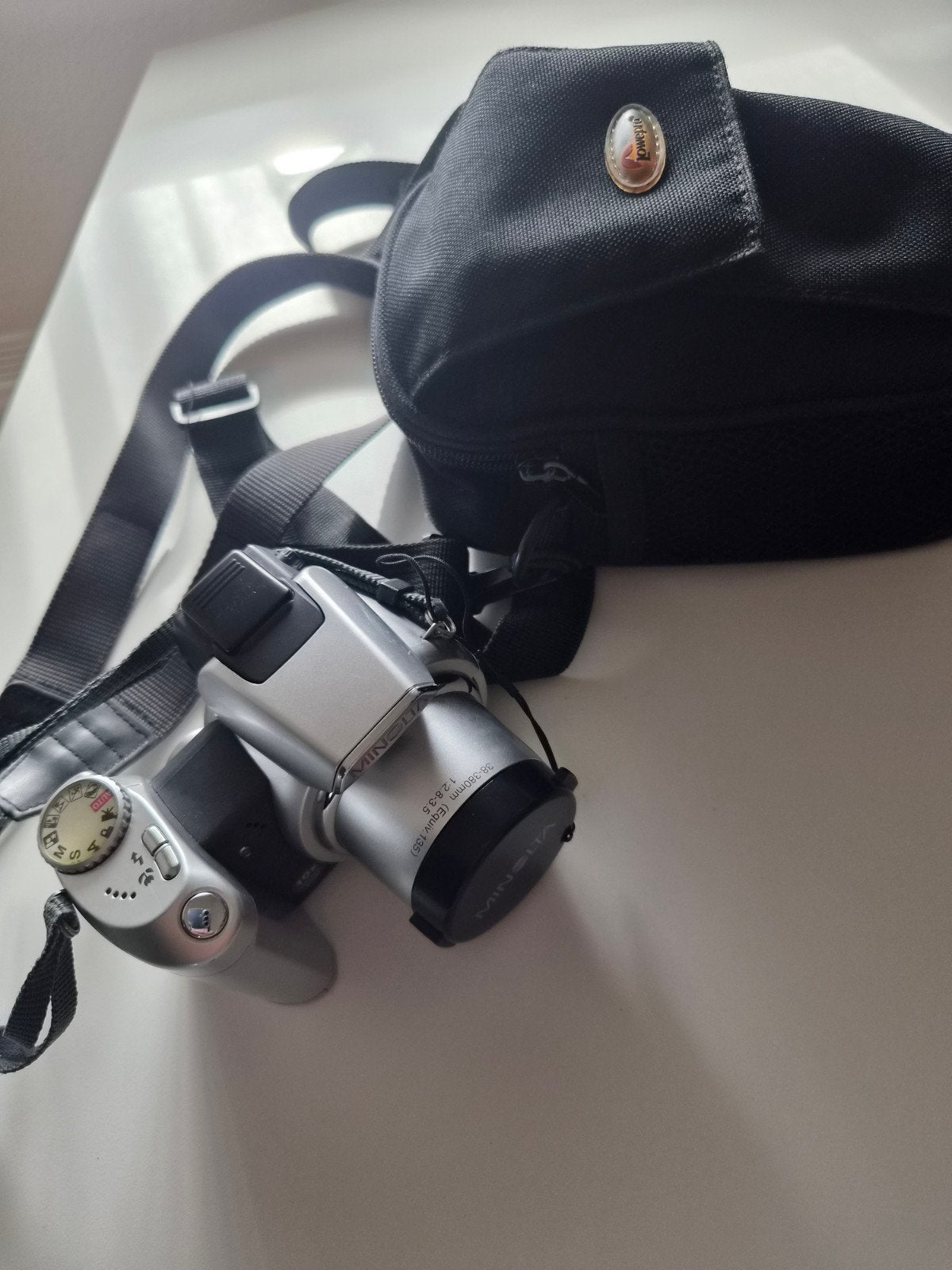 Minolta DiMAGE Z1 digitale camera met tas en doos, Gebruikt, Minolta, Cameratas, 8 keer of meer