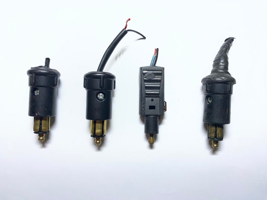 Diverse BMW 12/24V ISO 4165 stekker Din, Ophalen of Verzenden, Gebruikt