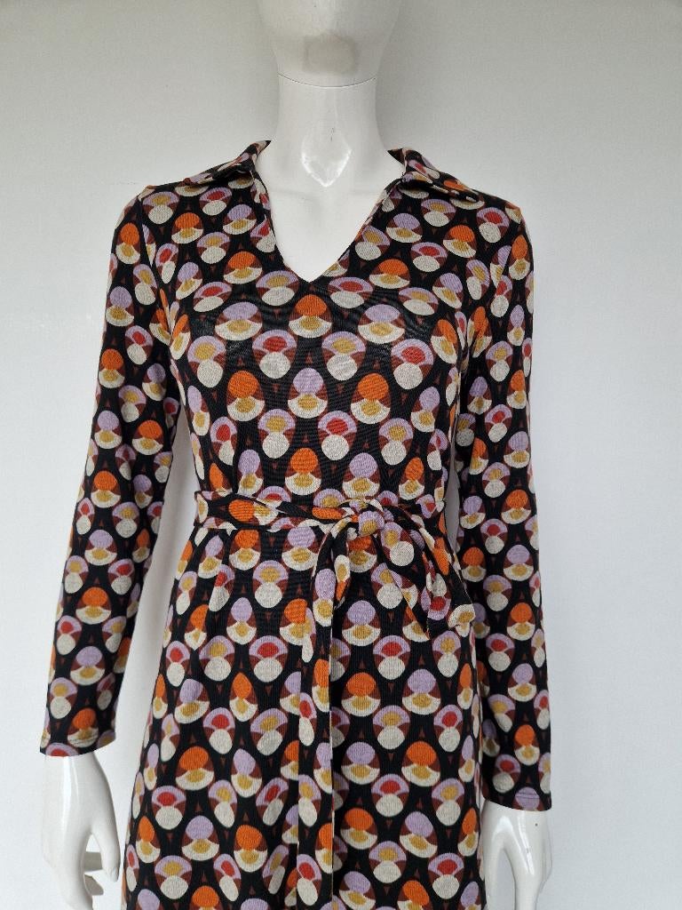 Surkana jurk. Maat S. Retroprint., Kleding | Dames, Jurken, Zo goed als nieuw, Maat 36 (S), Overige kleuren, Knielengte, Ophalen of Verzenden