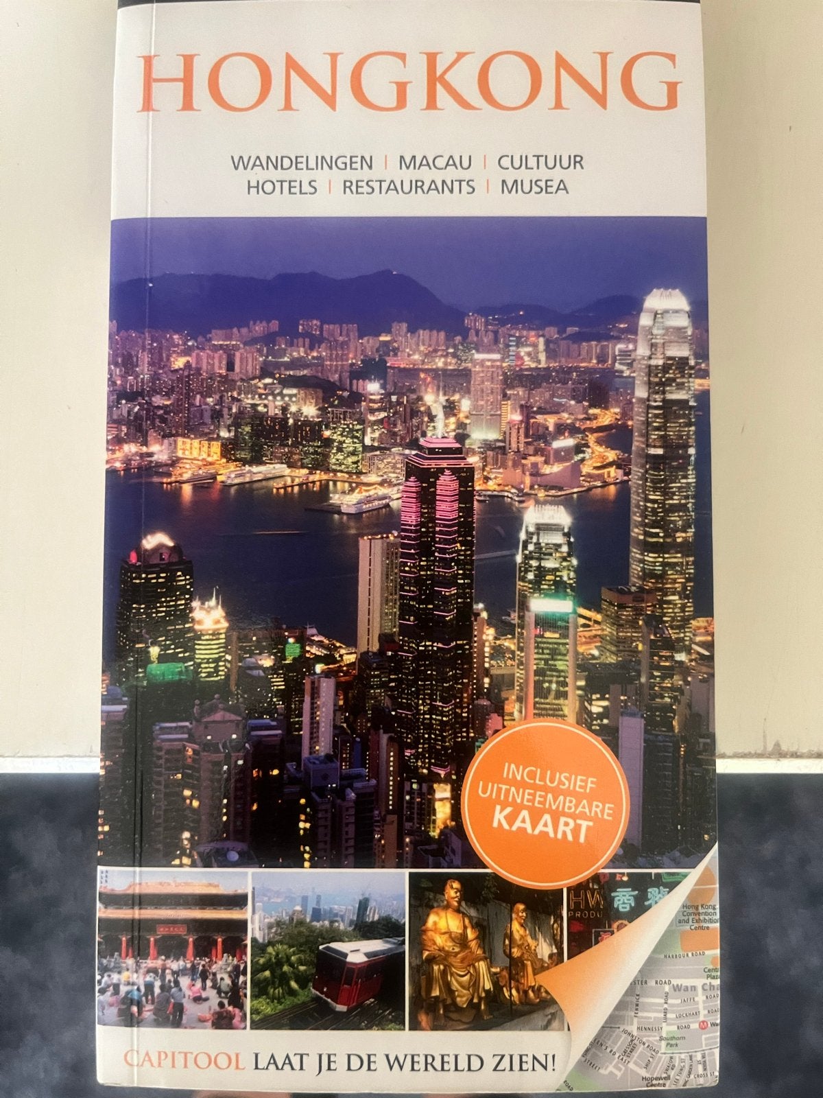 Capitool Compact Hongkong Reisgids - Wandelgids Macau, Capitool, Ophalen of Verzenden, Zo goed als nieuw, Reisgids of -boek