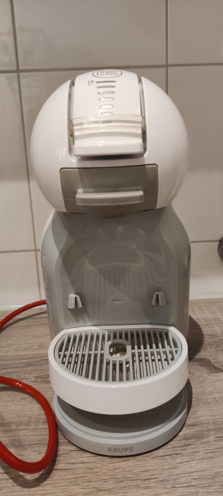 Dolce gusto Mini Me, Ophalen, Afneembaar waterreservoir, Gebruikt, Koffiepads en cups