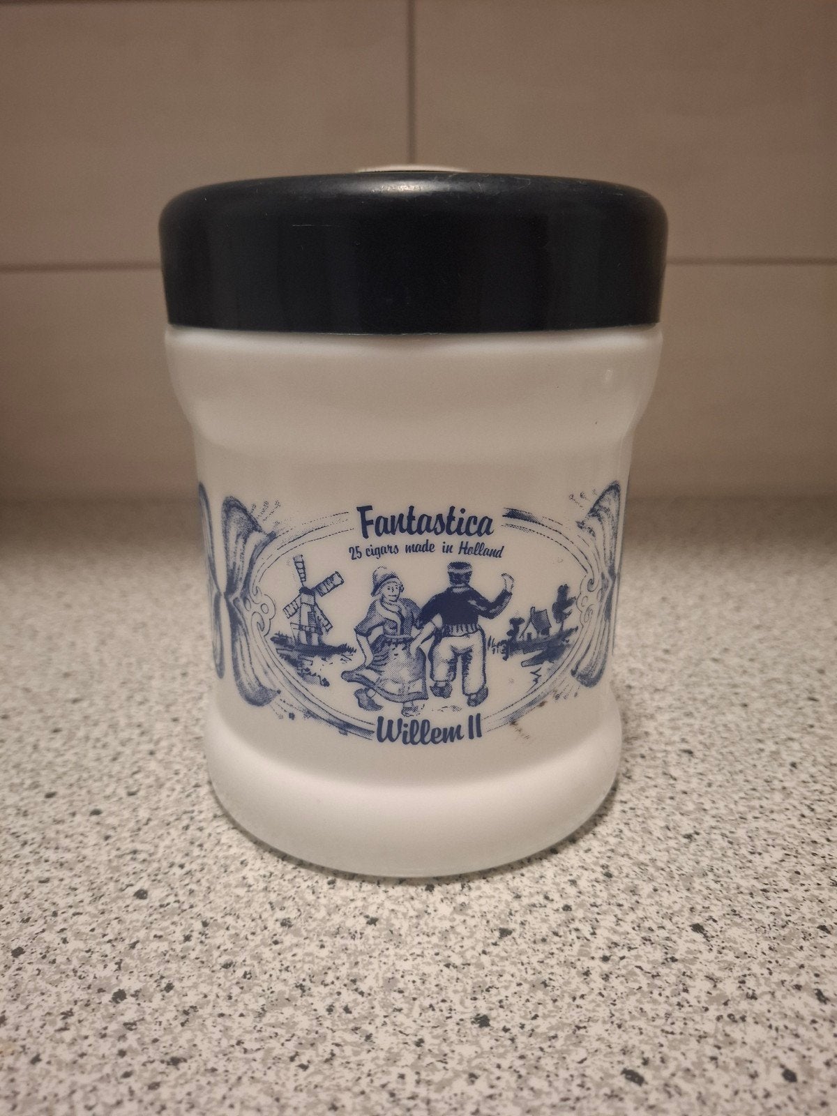 Vintage Willem II Fantastica Sigarenpot Delfts Blauw, Verzamelen, Overige Verzamelen, Gebruikt, Ophalen of Verzenden
