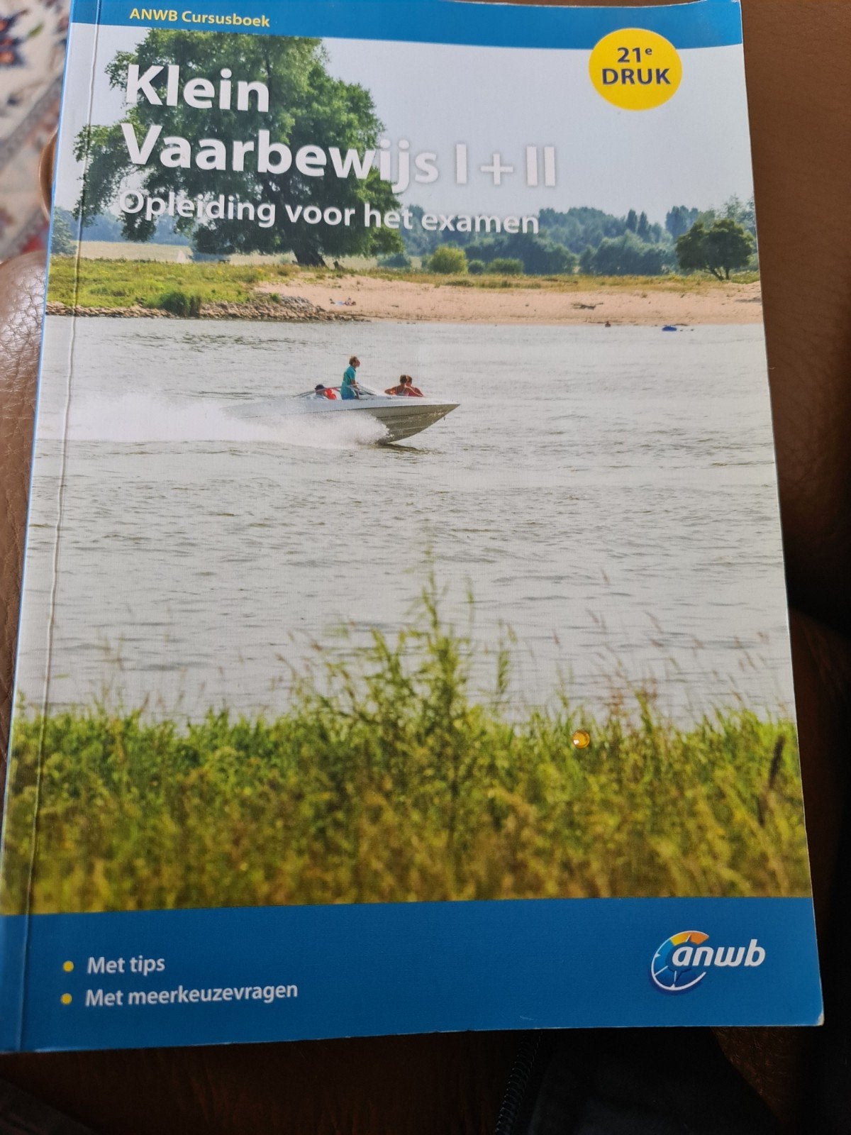 ANWB Cursusboek Klein Vaarbewijs I + II (21e druk), Ophalen of Verzenden, Zo goed als nieuw, Niet van toepassing, ANWB